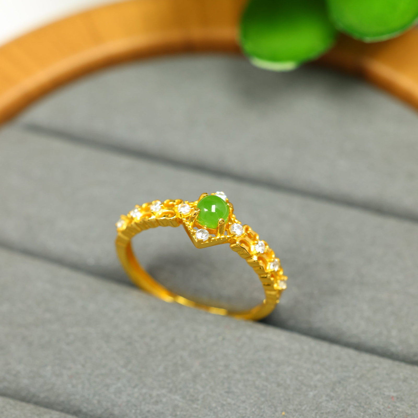 An Exquisite Sterling Silver-Gold Plated Inlaid Jasper Ring , Inlaid Diamond (1 of 6)