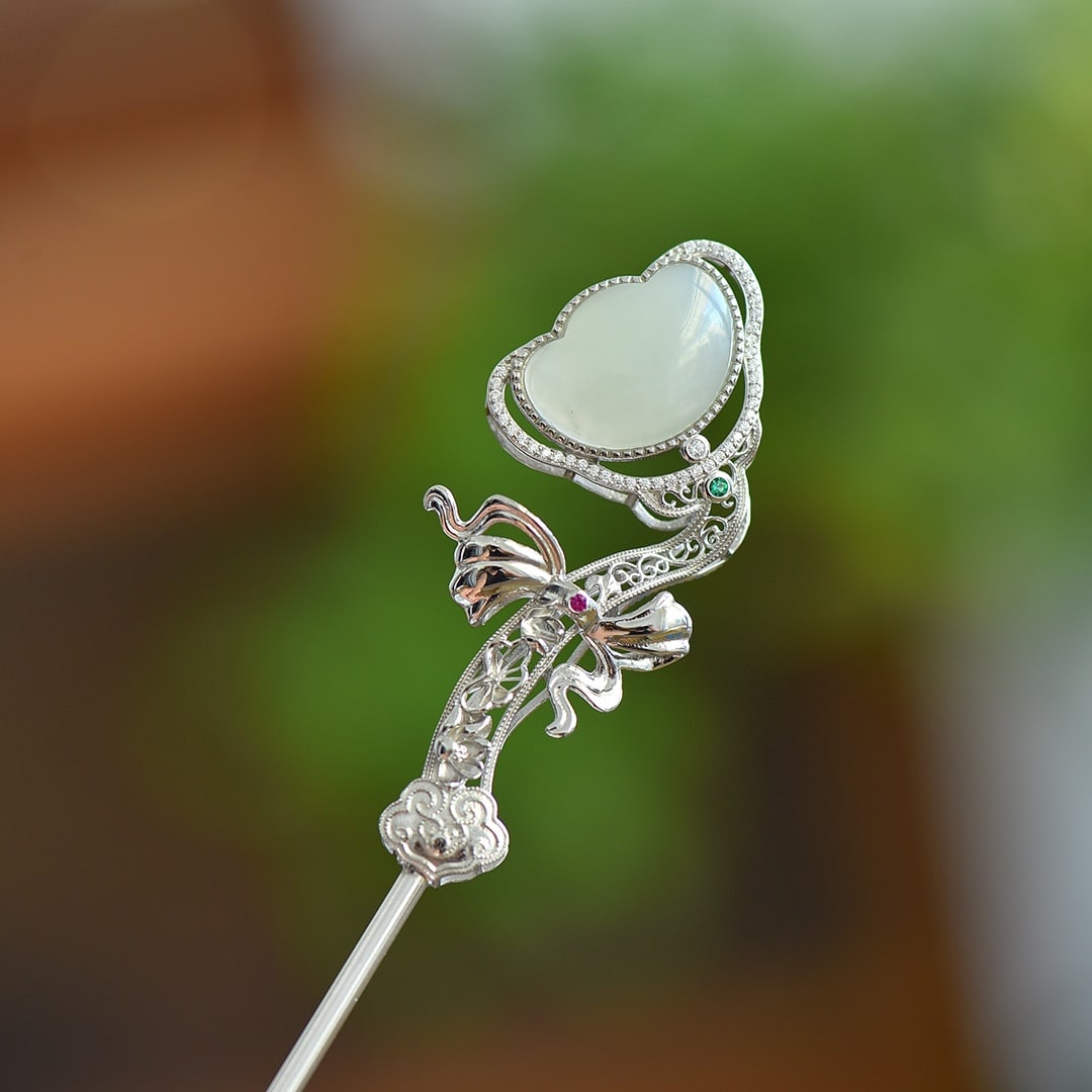 An Exquisite Sterling Silver Inlaid White Jade Hairpin: An Exquisite Sterling Silver Inlaid White Jade Hairpin, 纯银镶白玉发簪