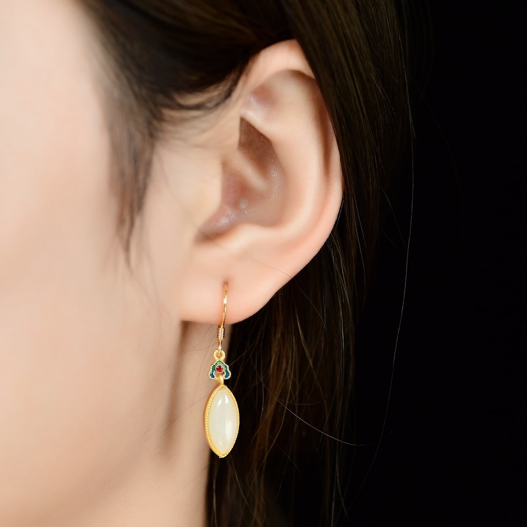 A Pair of Exquisite Sterling Silver-Gold Plated Inlaid White Jade Earrings: A Pair of Exquisite Sterling Silver-Gold Plated Inlaid White Jade Earrings 一对纯银镀金镶白玉耳环