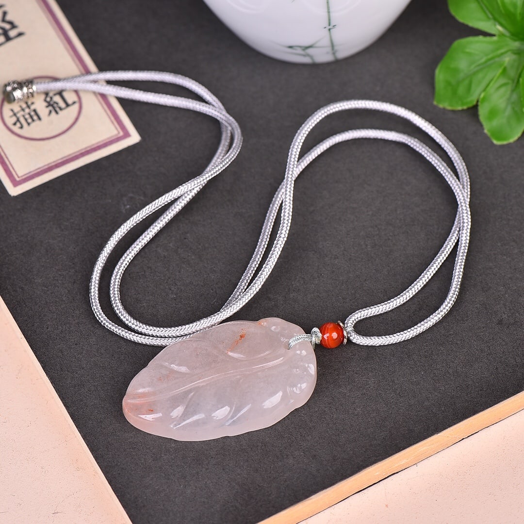 An Exquisite White Jade Pendant: An Exquisite White Jade Pendant,Size:1inx1.8in 白玉挂件