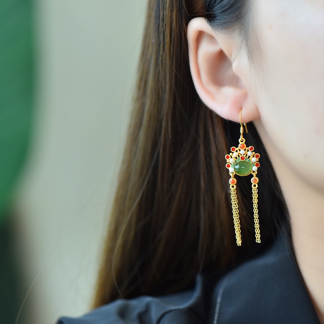 A Pair of Exquisite Sterling Silver-Gold Plated Inlaid Jasper Enamel Earrings,Inlaid Pearl: A Pair of Exquisite Sterling Silver-Gold Plated Inlaid Jasper Enamel Earrings,Inlaid Pearl,Size:0.3inx0.2in 一对纯银镀金镶碧玉珐琅 