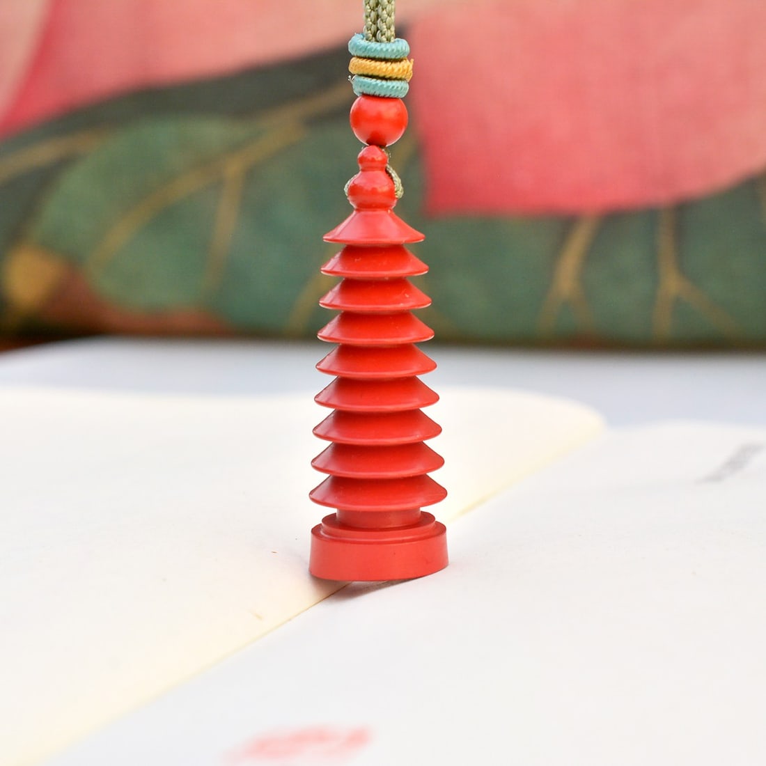 An Exquisite Cinnabar Pagoda Pendant: An Exquisite Cinnabar Pagoda Pendant,Size:0.6inx1.8in (寓意)吉祥招财喜庆、驱邪避凶 朱砂佛塔挂