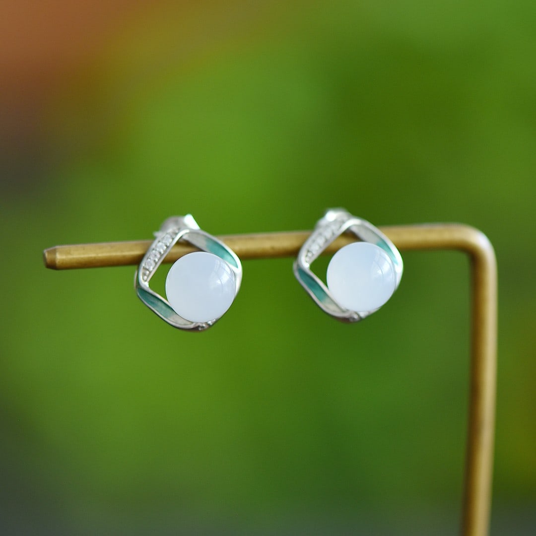 A Pair of Exquisite Sterling Silver Inlaid Agate Enamel Earrings,Inlaid Diamond: A Pair of Exquisite Sterling Silver Inlaid Agate Enamel Earrings,Inlaid Diamond,Size:0.3inx0.3in 一对纯银镶玛瑙珐琅耳钉,嵌ໟ