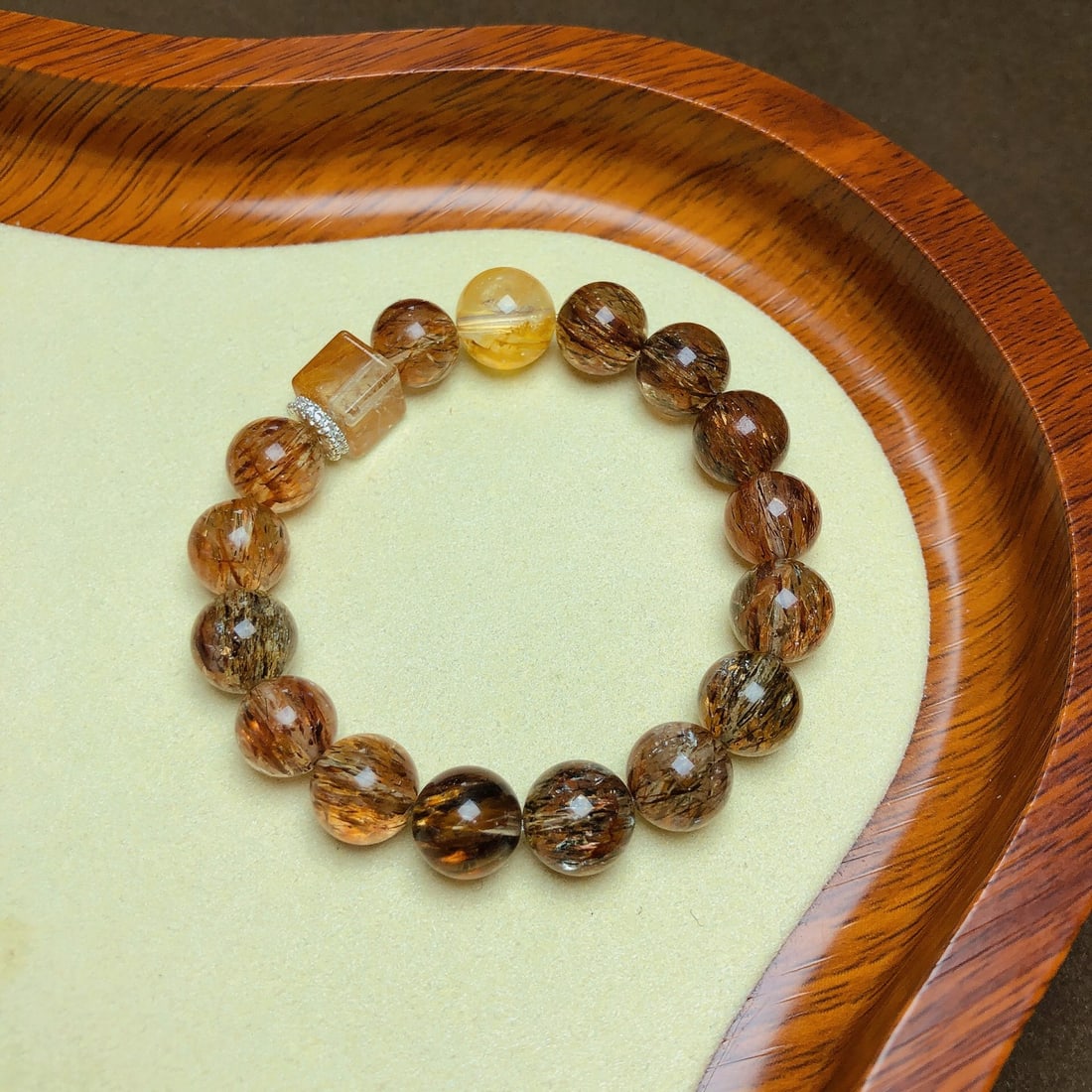 An Exquisite Crystal Bracelets - 8