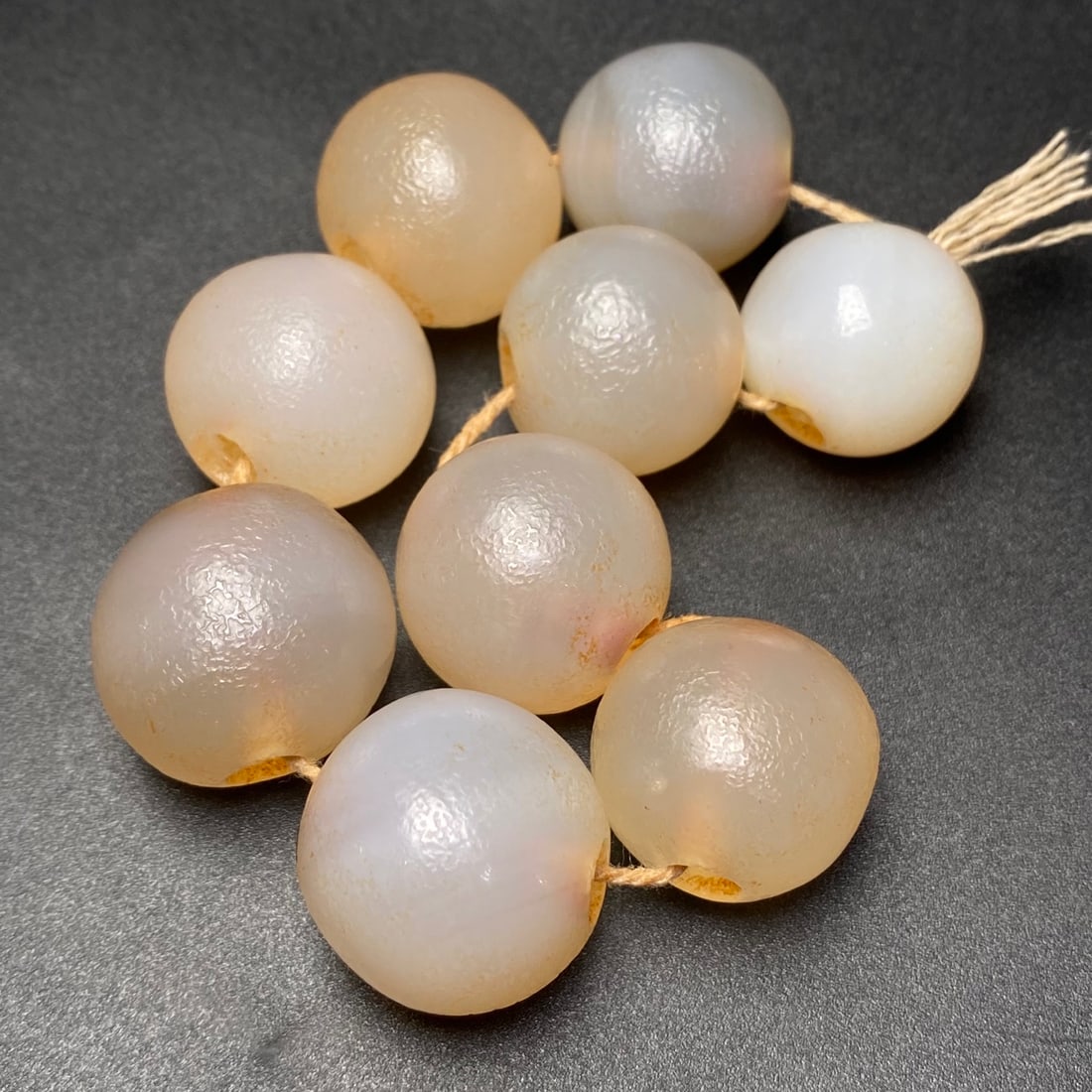 A Precious Agate Bracelets - 6