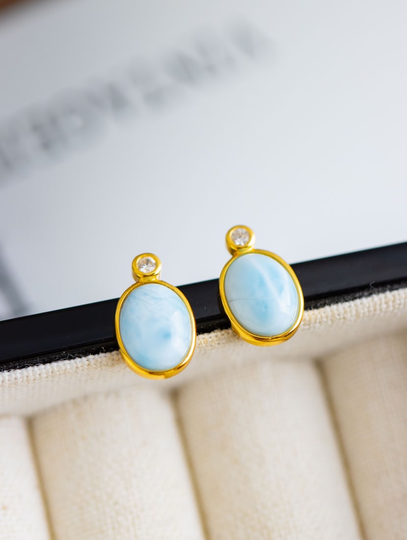 A Pair of Exquisite Sterling Silver-Gold Plated Inlaid Larimar Earrings,Inlaid Diamond: A Pair of Exquisite Sterling Silver-Gold Plated Inlaid Larimar Earrings,Inlaid Diamond