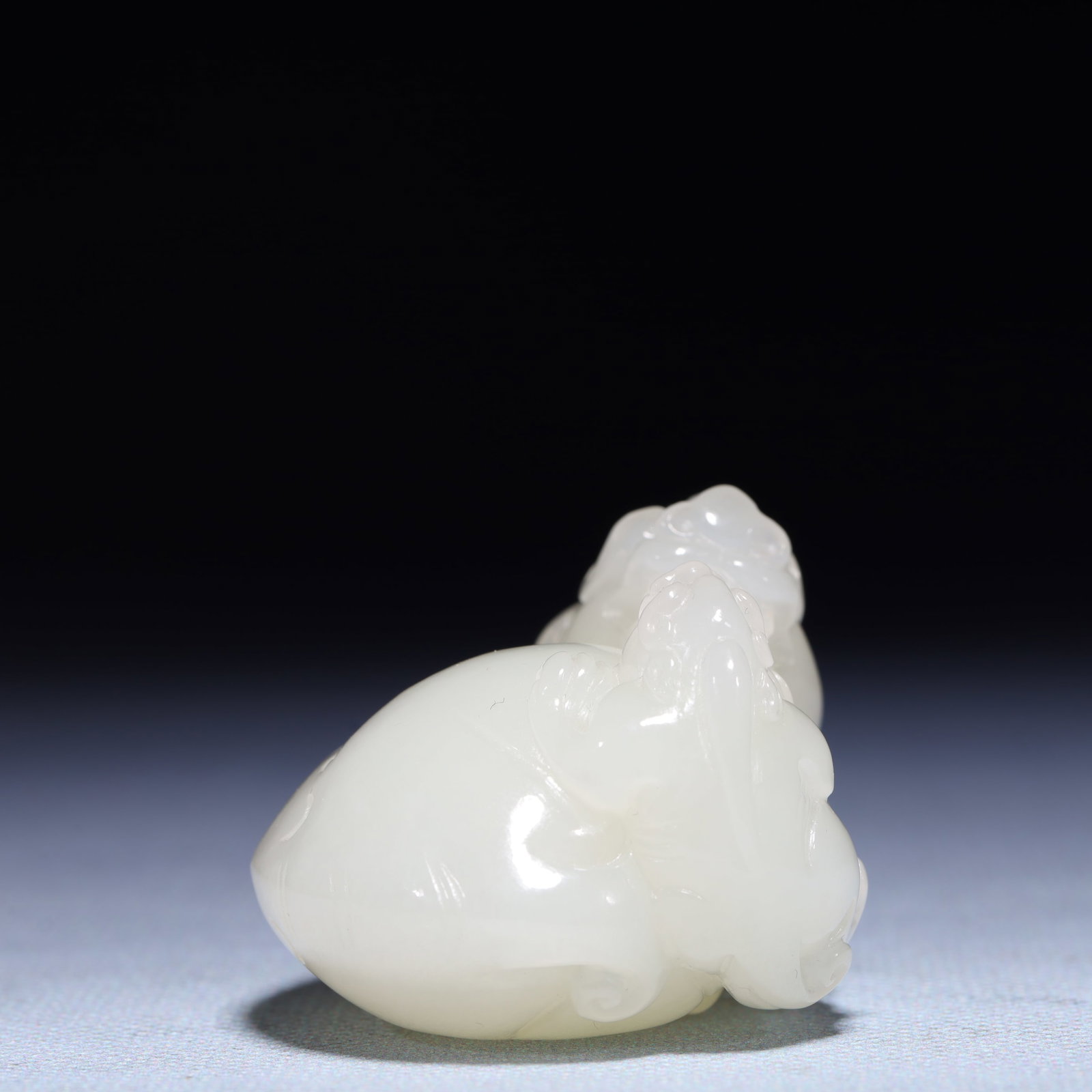 An Exquisite White Jade Auspicious Beast Ornament - 7