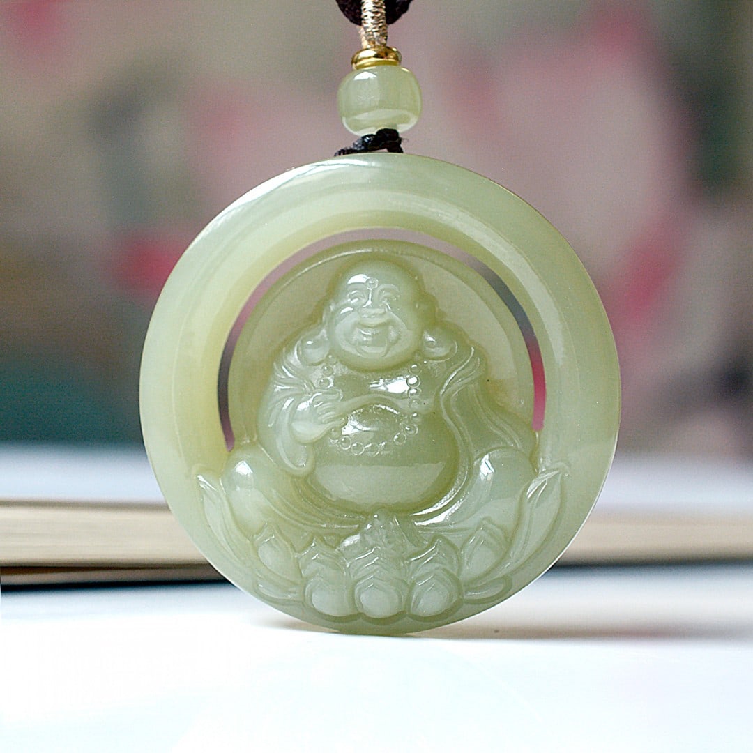 An Exquisite Greenish Jade Buddha Statue Pendant: An Exquisite Greenish Jade Buddha Statue Pendant,Size:1.8inx1.8in 青玉佛像挂件