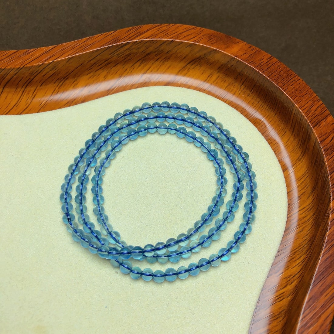 An Exquisite Aquamarine Bracelet: An Exquisite Aquamarine Bracelet,Size:0.2in,Weight:13g 海蓝宝手链