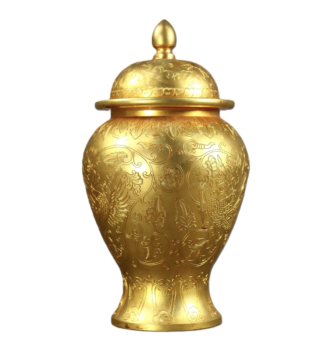 An Exquisite Gilt Bronze Dragon and Phoenix Pattern Jar with Cover: An Exquisite Gilt Bronze Dragon and Phoenix Pattern Jar with Cover,Qing Dynasty,China,Size:7.9inx3.7in,Weight:1129g 铜鎏金龙凤纹盖罐,中国