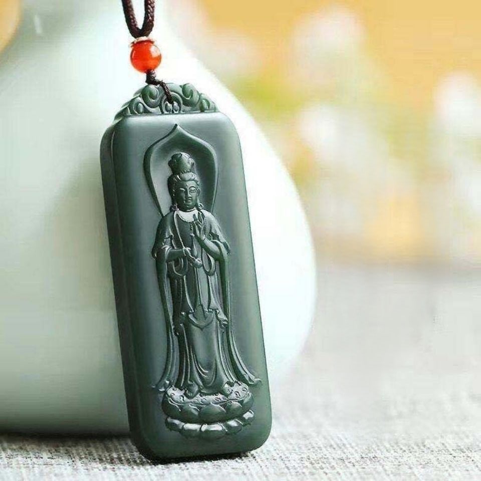 An Exquisite Cyan jade Statue of Avalokitesvara Pendant: An Exquisite Cyan jade Statue of Avalokitesvara Pendant 青玉观音像挂件
