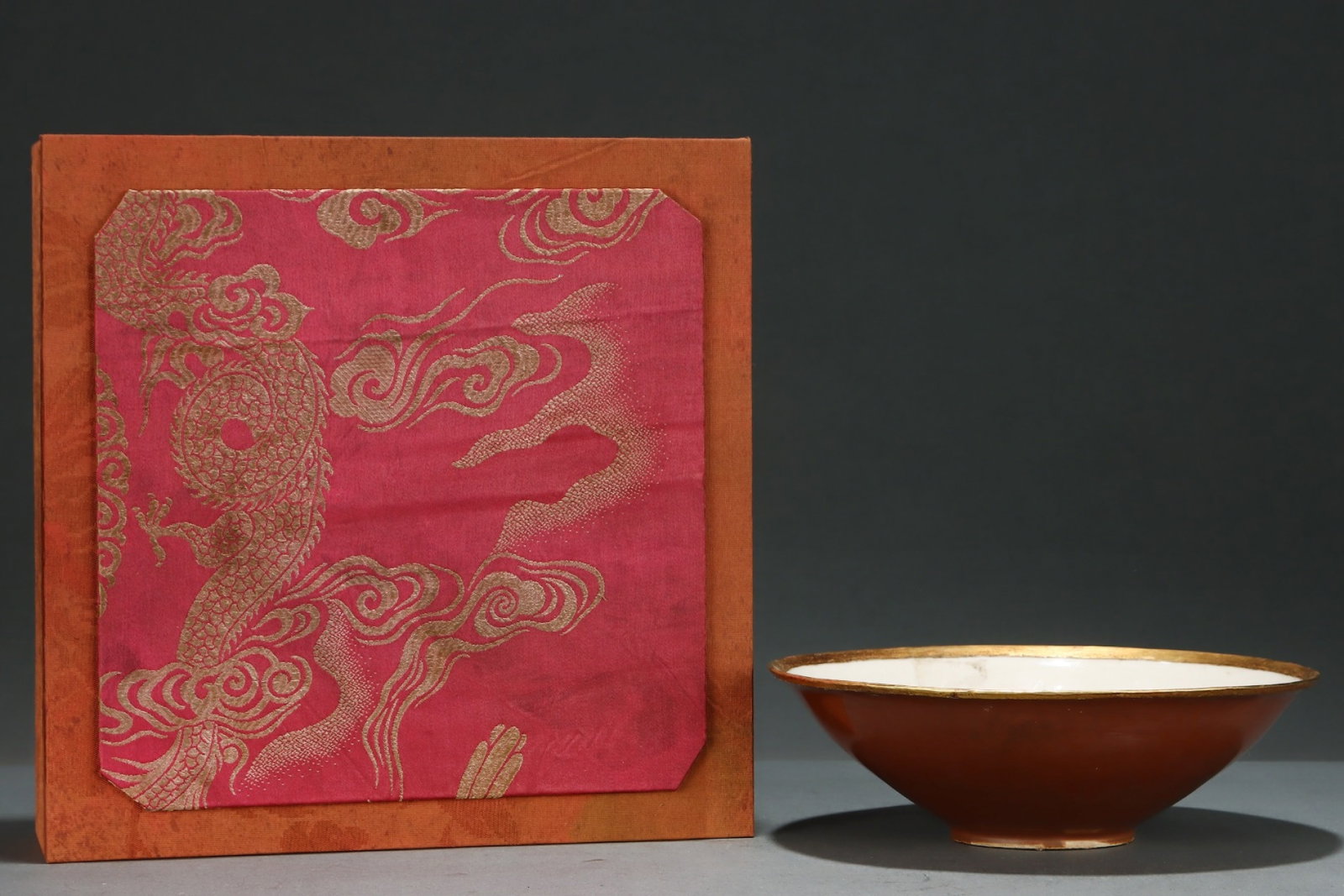 An Exquisite Ding yao White Glazed Cover with Gold Flower Pattern Bowl: An Exquisite Ding yao White Glazed Cover with Gold Flower Pattern Bowl,Song Dynasty,China,Size:2.8inx8.7in 定窑白釉包金花卉纹碗,中