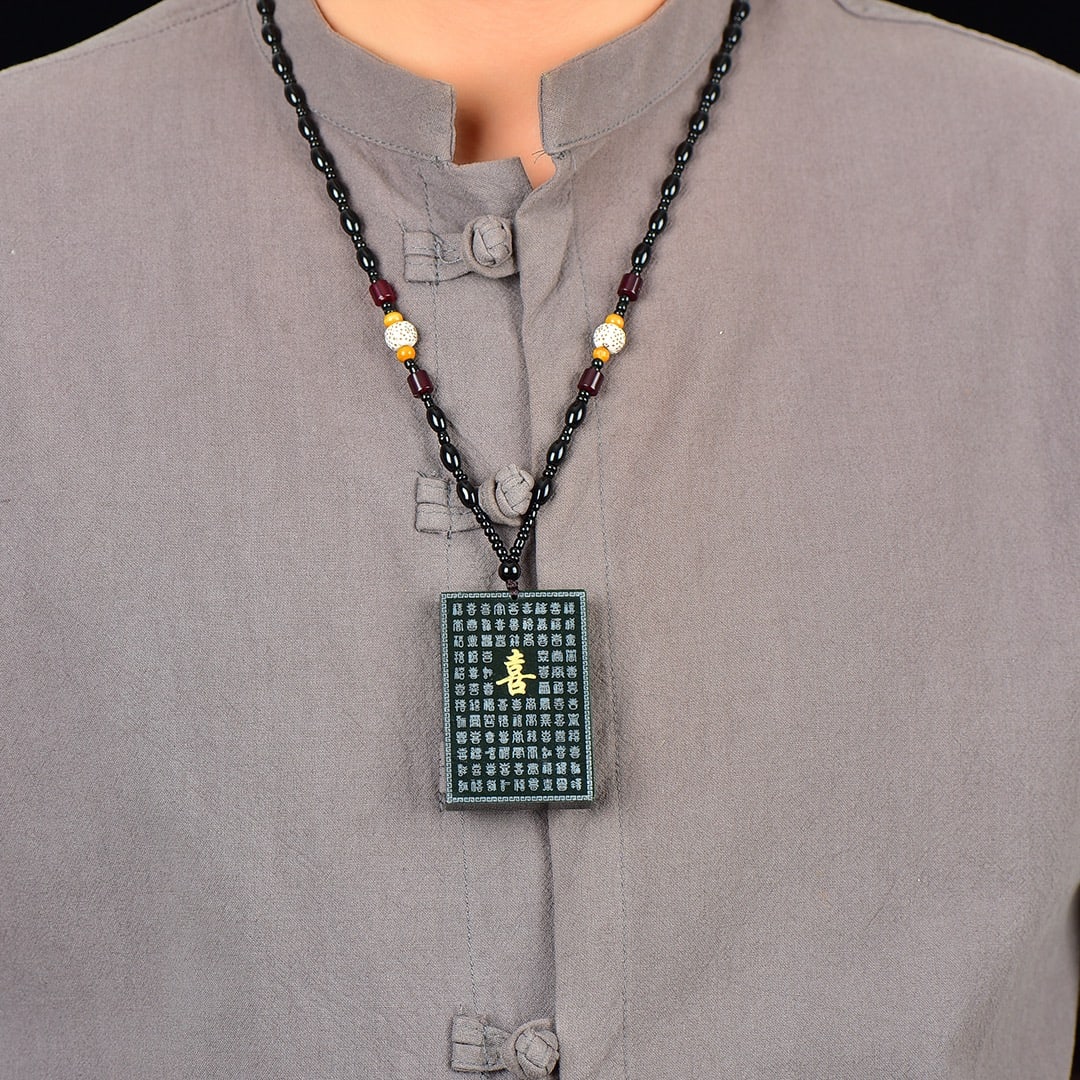 An Exquisite Jasper Pendant: An Exquisite Jasper Pendant,Size:1.6inx2.4in 碧玉挂件