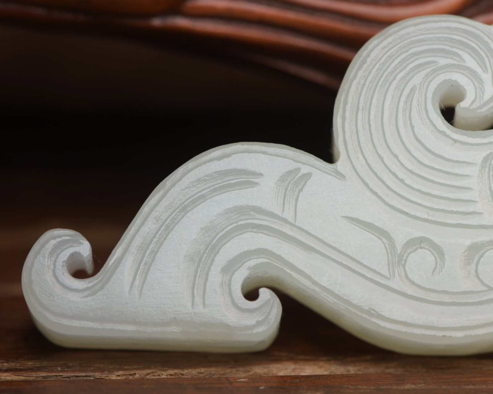 An Exquisite White Jade Phoenix Pattern Pendant - 9