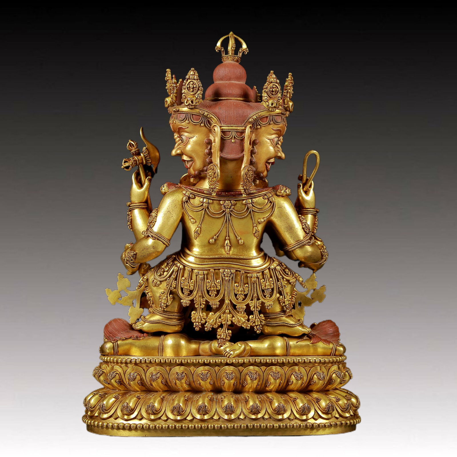 A solemn gilt bronze Vajra statue - 10
