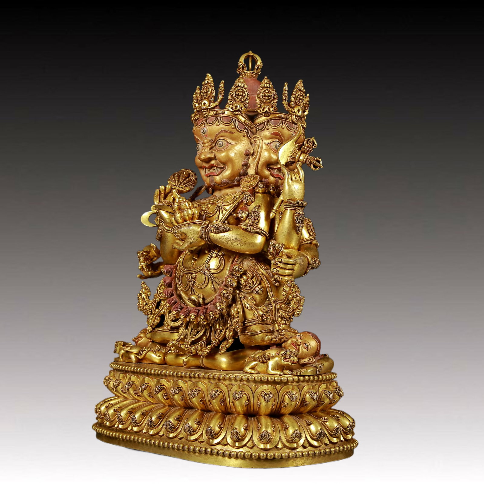 A solemn gilt bronze Vajra statue - 6