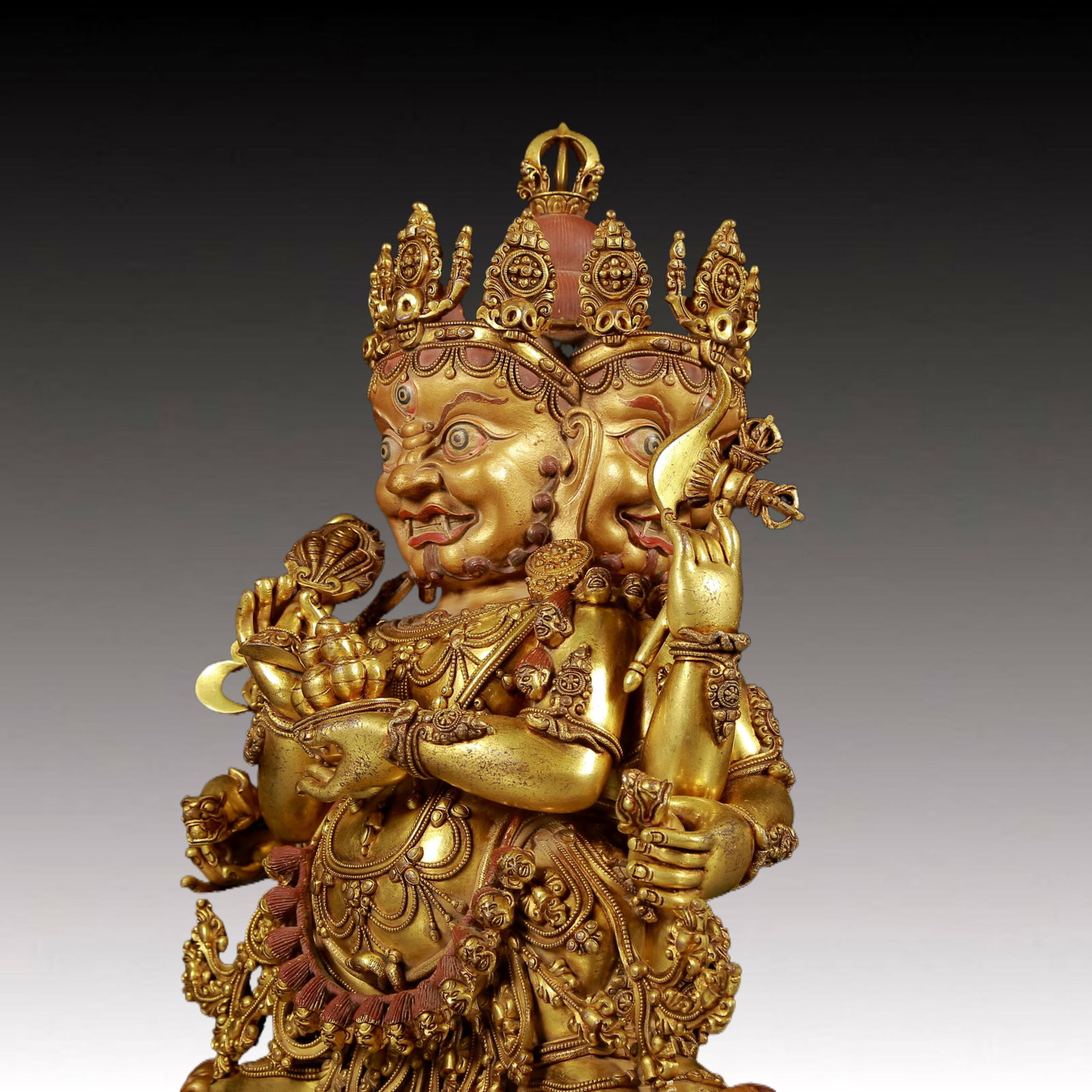 A solemn gilt bronze Vajra statue - 7