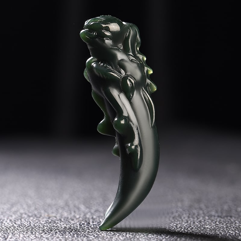 An Exquisite Cyan jade Dragon Pattern Pendant: An Exquisite Cyan jade Dragon Pattern Pendant,Size:2.4inx0.7inx0.8in 青玉龙纹挂件