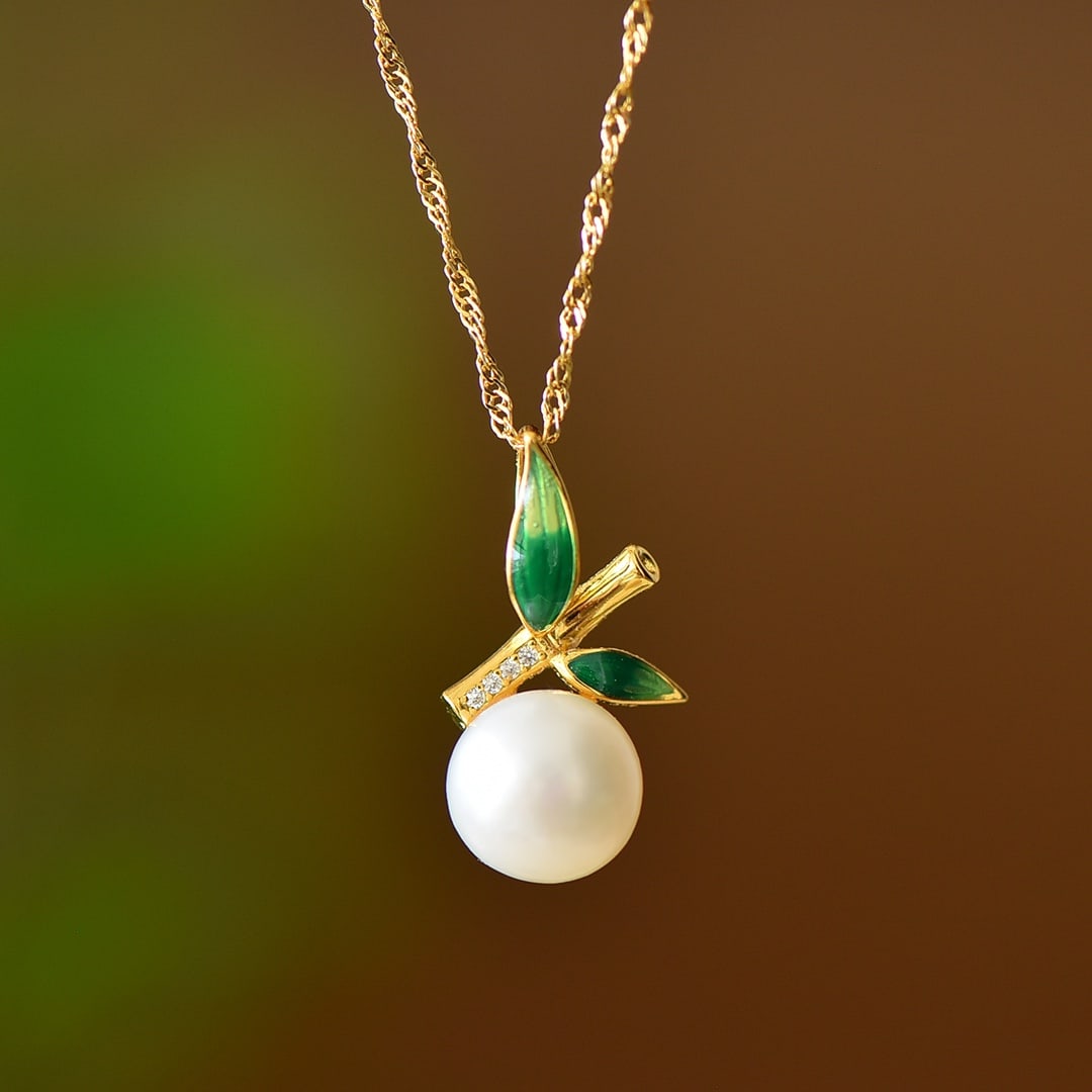 An Exquisite Sterling Silver-Gold Plated Inlaid Pearl Enamel Pendant,Inlaid Diamond: An Exquisite Sterling Silver-Gold Plated Inlaid Pearl Enamel Pendant,Inlaid Diamond 纯银镀金镶珍珠珐琅项链,嵌钻石