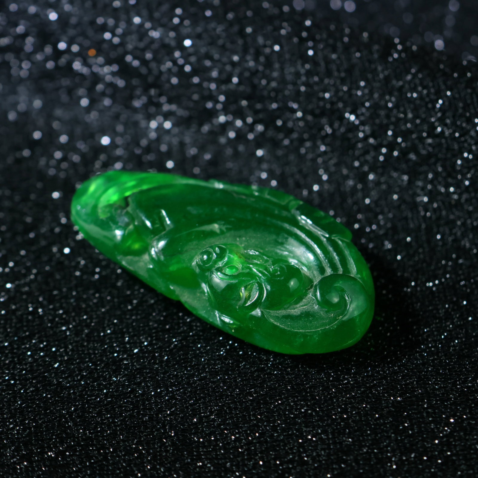 An Exquisite Pendant - 7