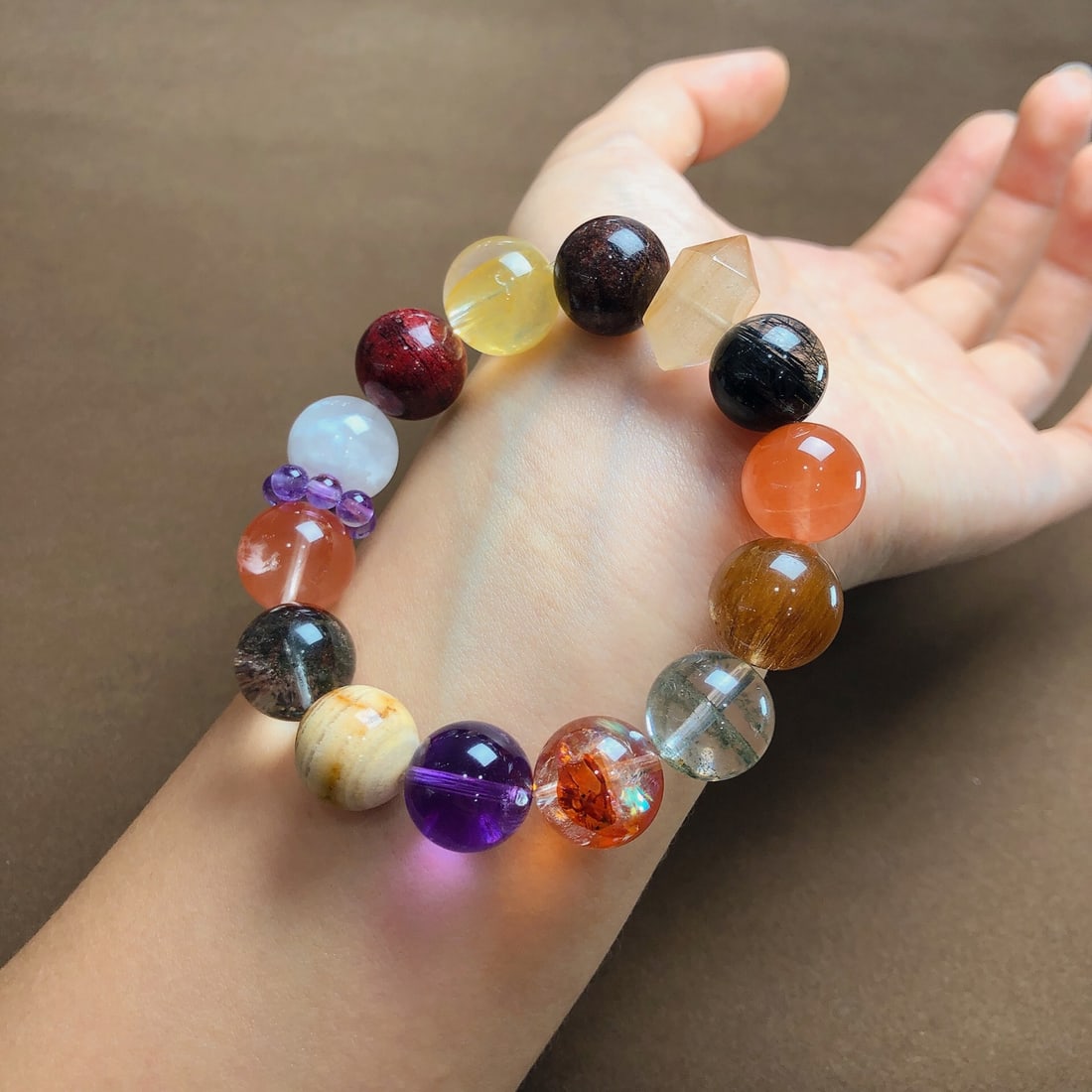 An Exquisite Crystal Bracelets - 3