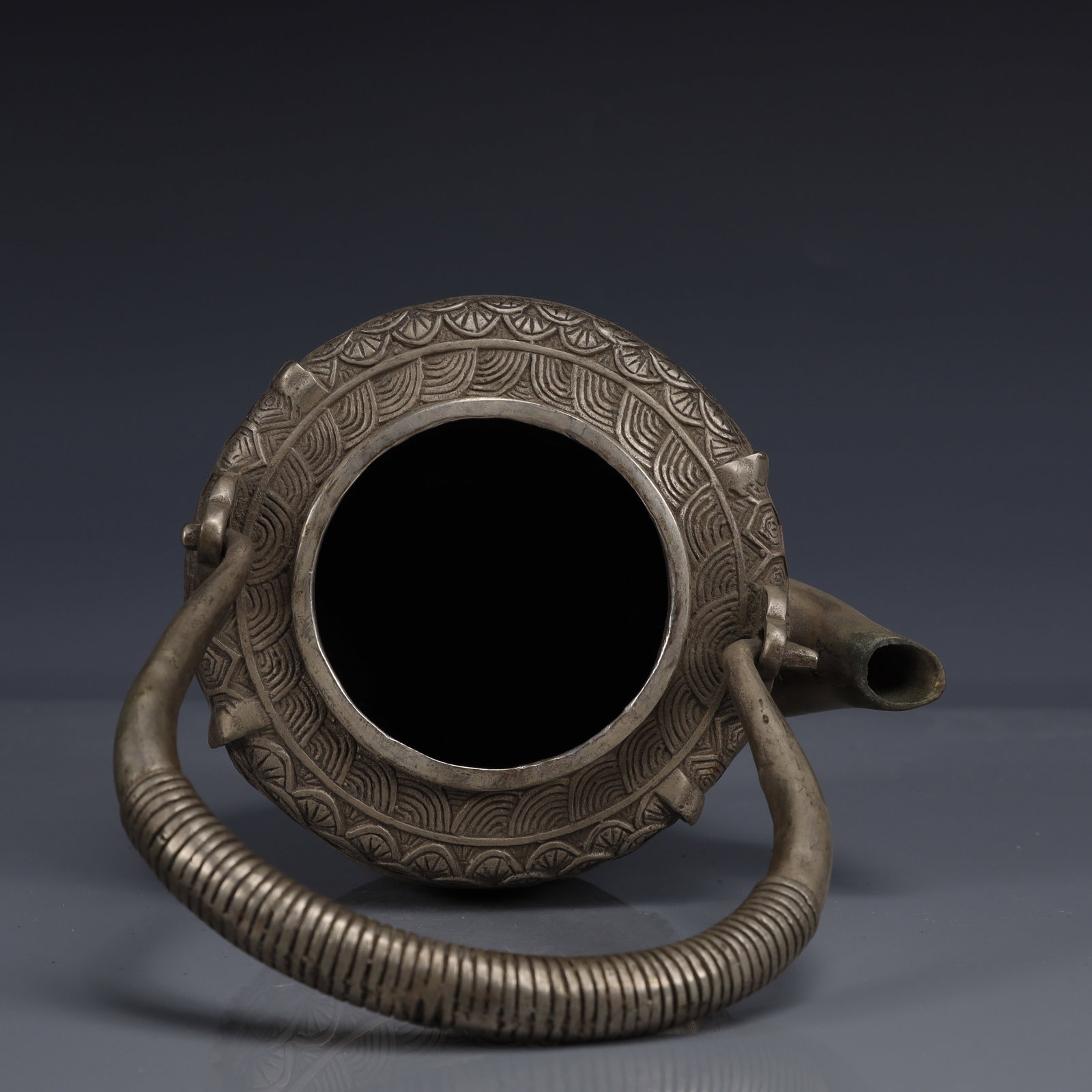 An Exquisite Silver-Plated Bronze Fish Pattern Ewer - 10