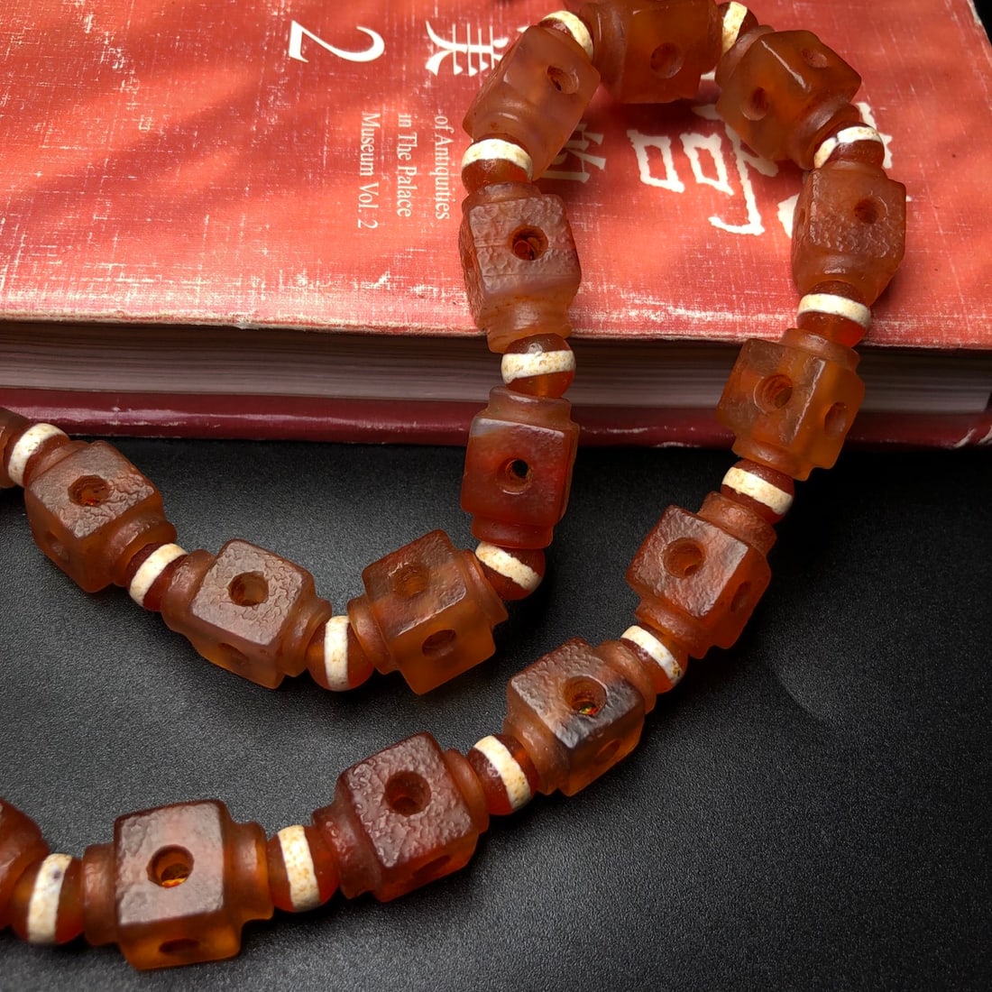 A Precious Agate Bracelets - 8