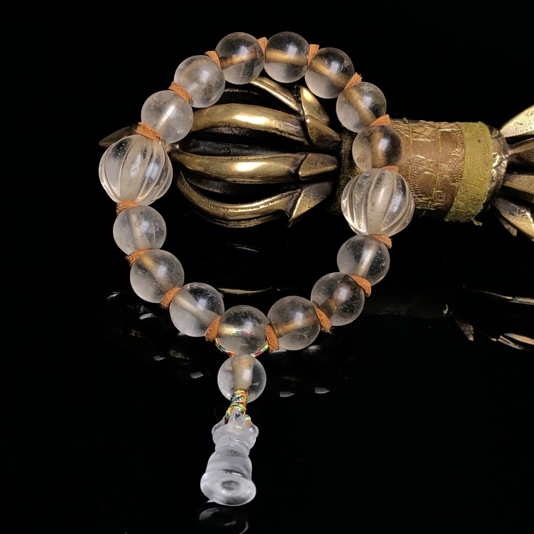 An Exquisite Citrine Bracelet: An Exquisite Citrine Bracelet,Size:(Citrine)0.7in,(Pendant)0.7inx0.4in 水晶手串