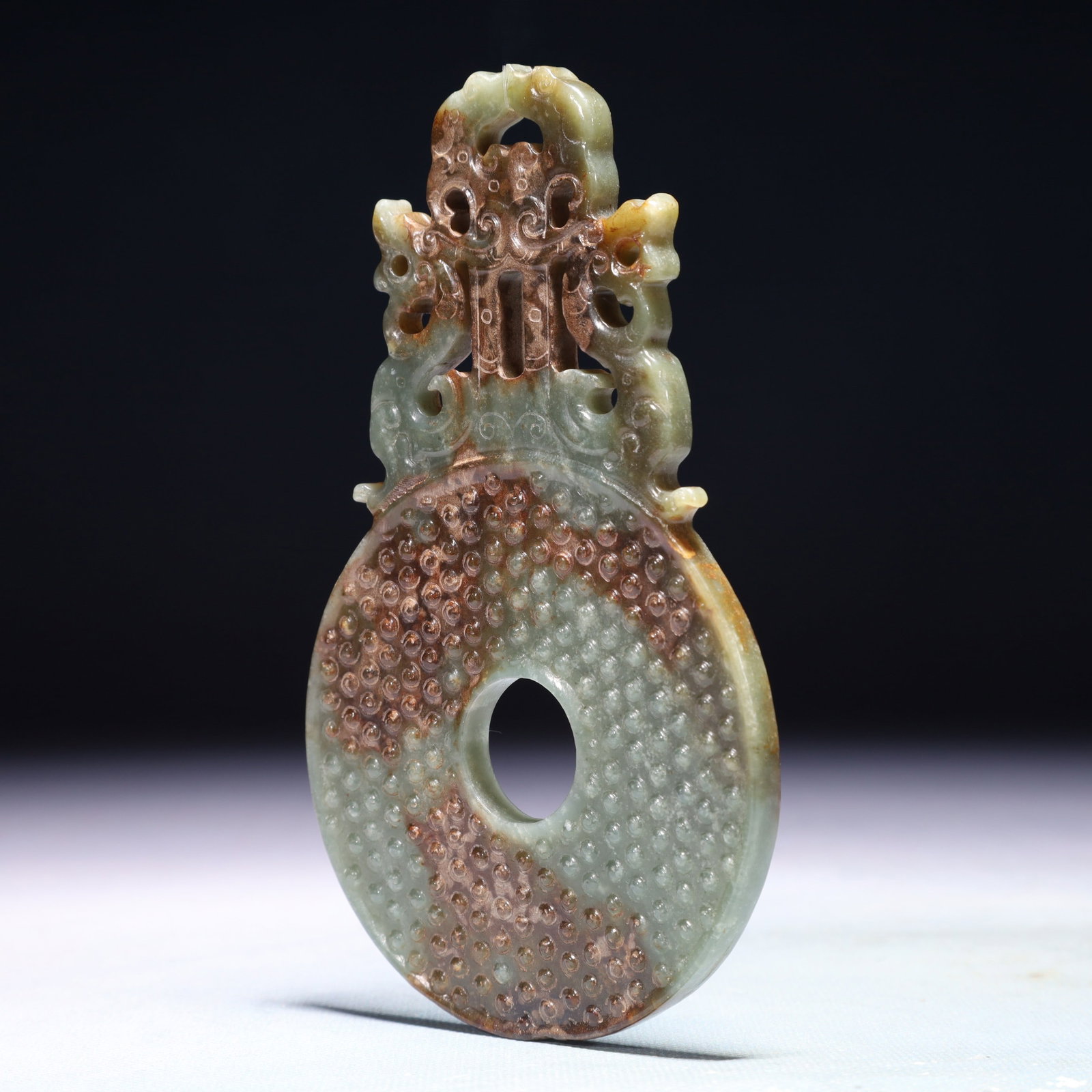 An Exquisite White Jade Dragon Pattern Pendant - 4