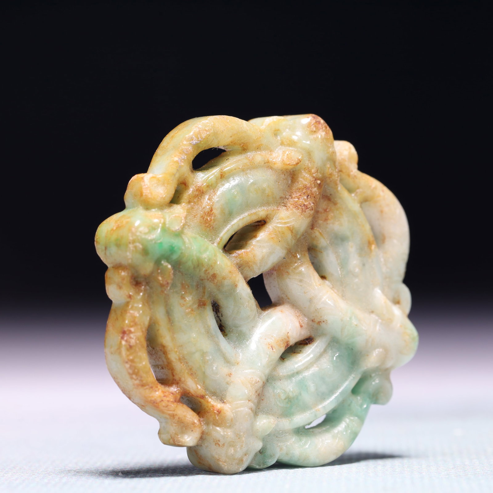 An Exquisite White Jade Beast Pattern Pendant - 3