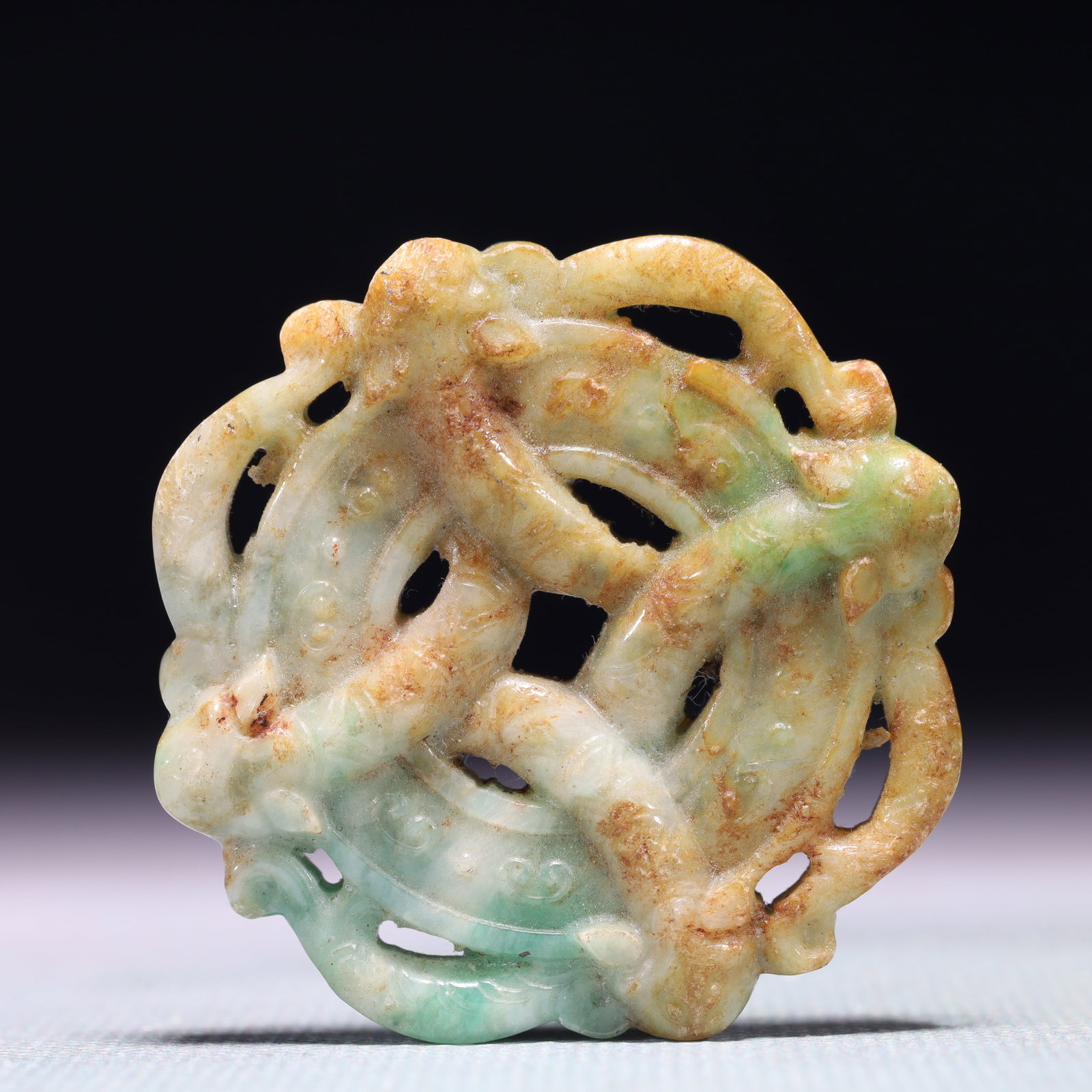 An Exquisite White Jade Beast Pattern Pendant - 4