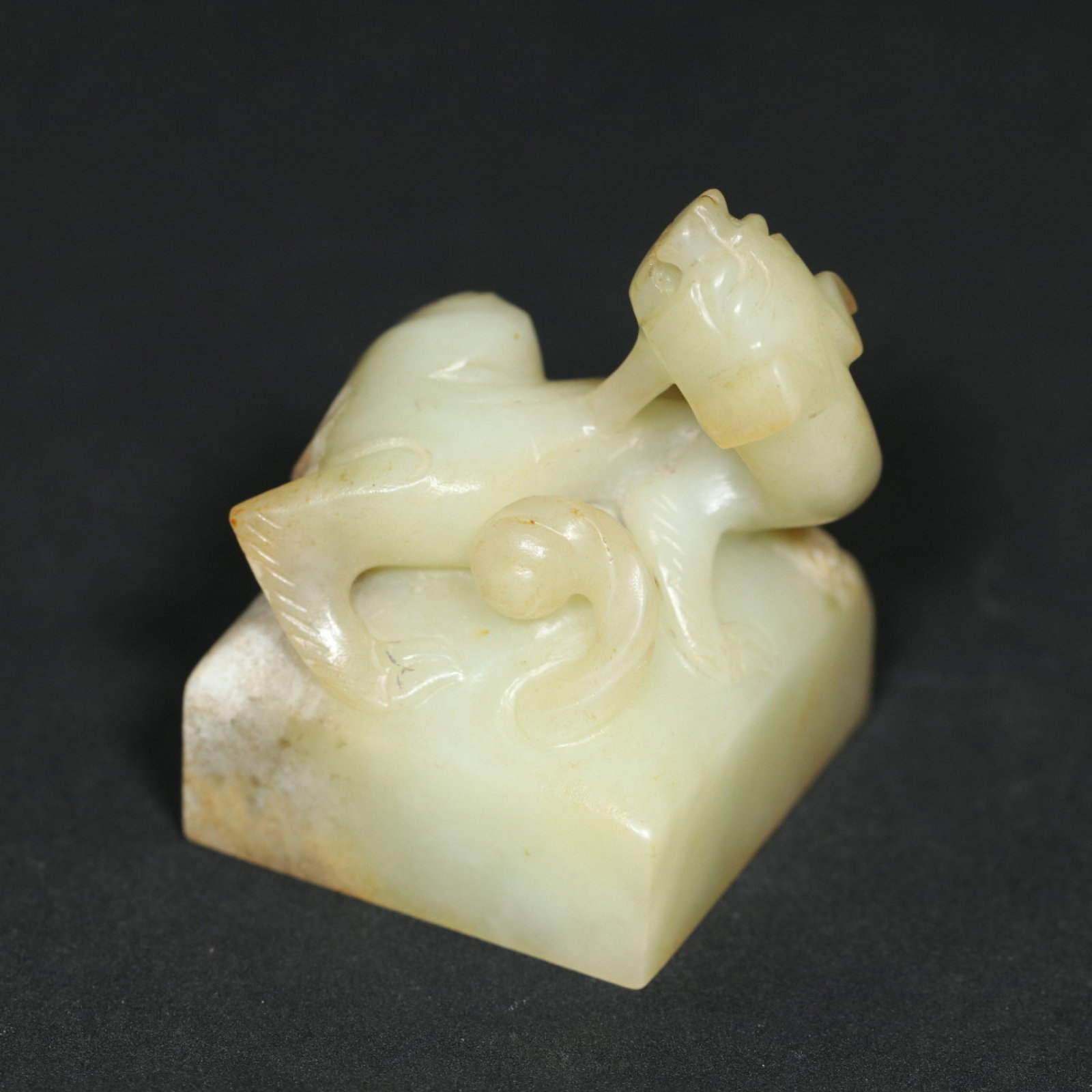 An Exquisite White Jade Chi-Dragon Pattern Seal - 2