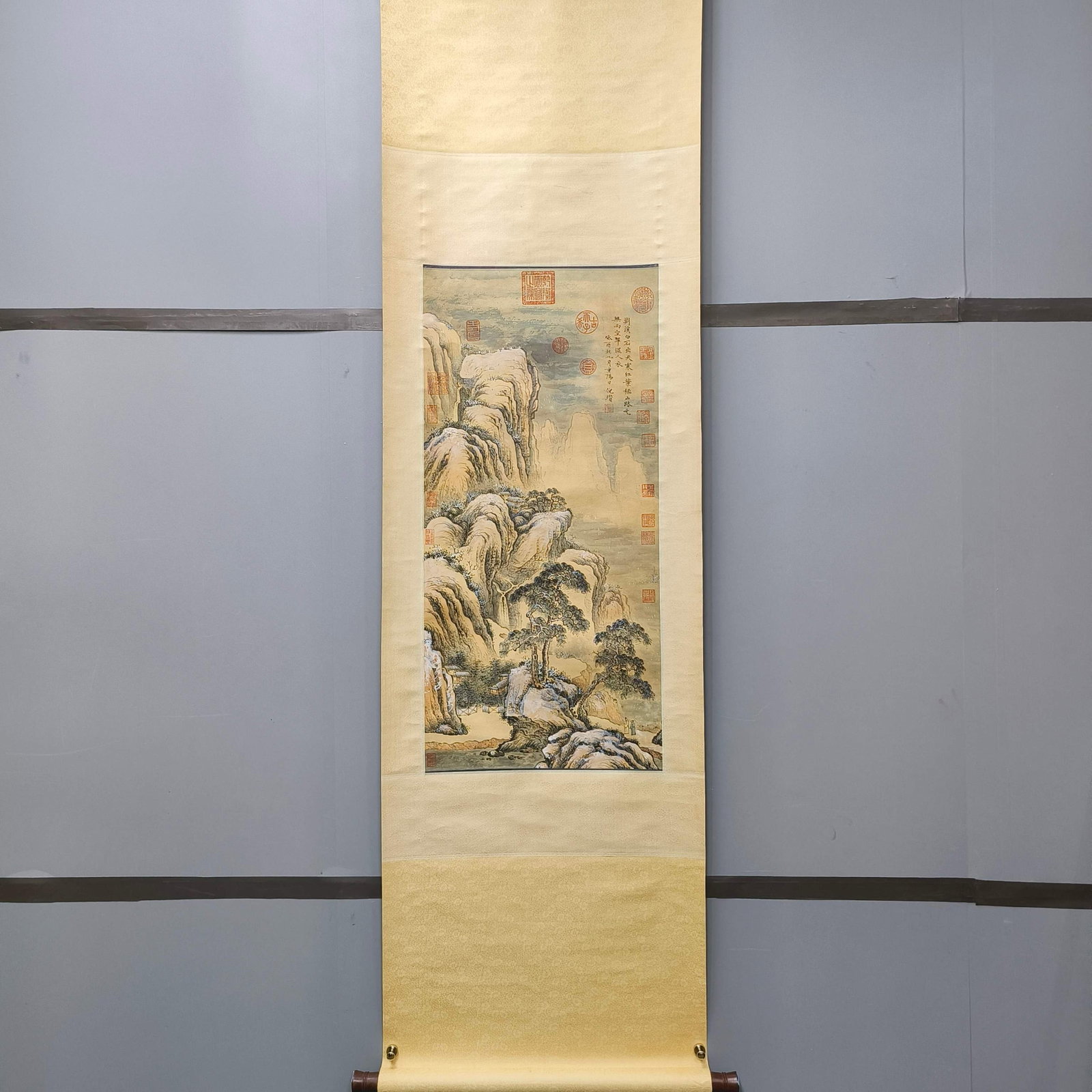 A Chinese Vertical Scroll Ink Painting of Landscape on Paper: A Chinese Vertical Scroll Ink Painting of Landscape on Paper,Ni Zan,Size:34.6inx16.5in 一幅中国水墨山水画立轴,倪瓒