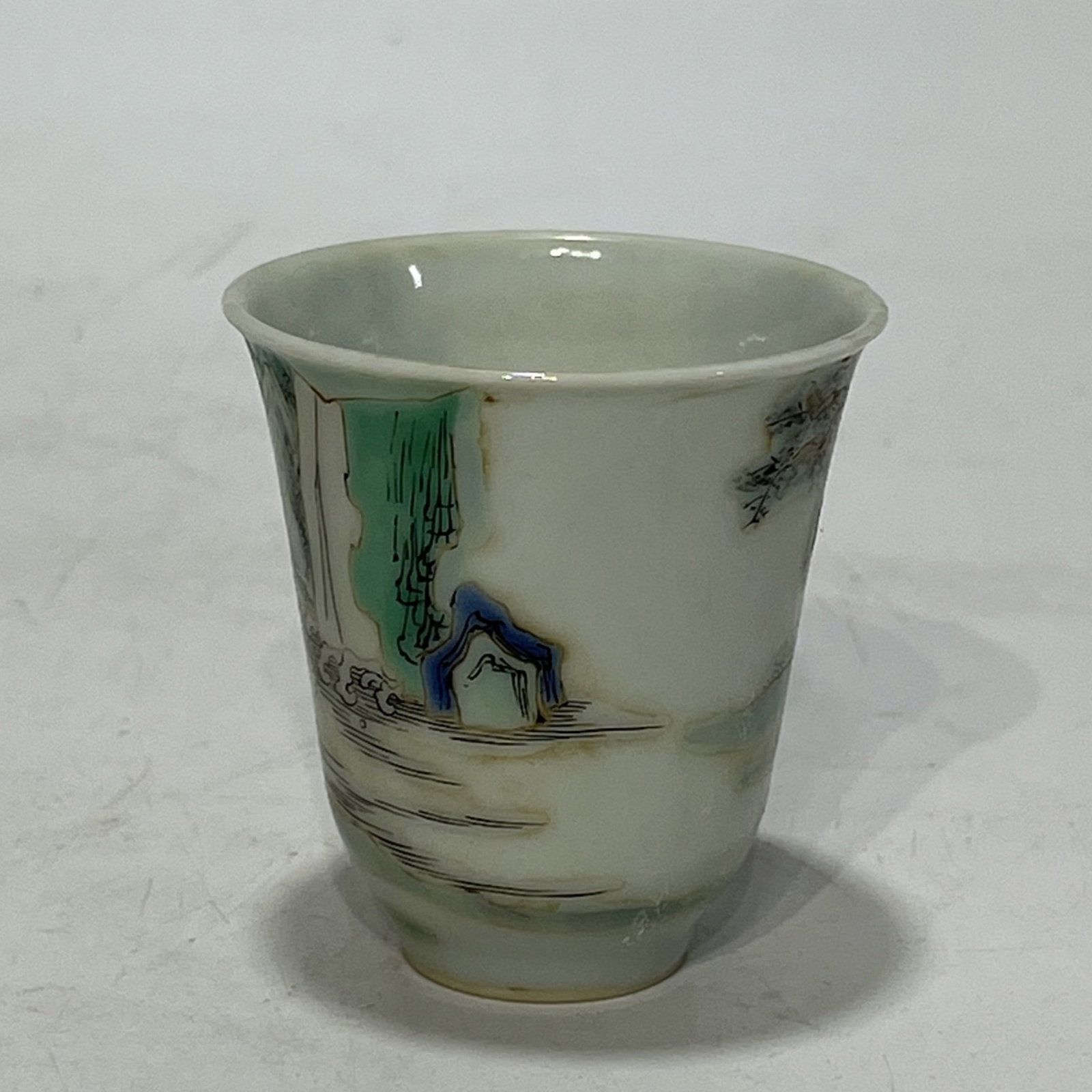 An Exquisite Wucai Figure Pattern Cup - 3