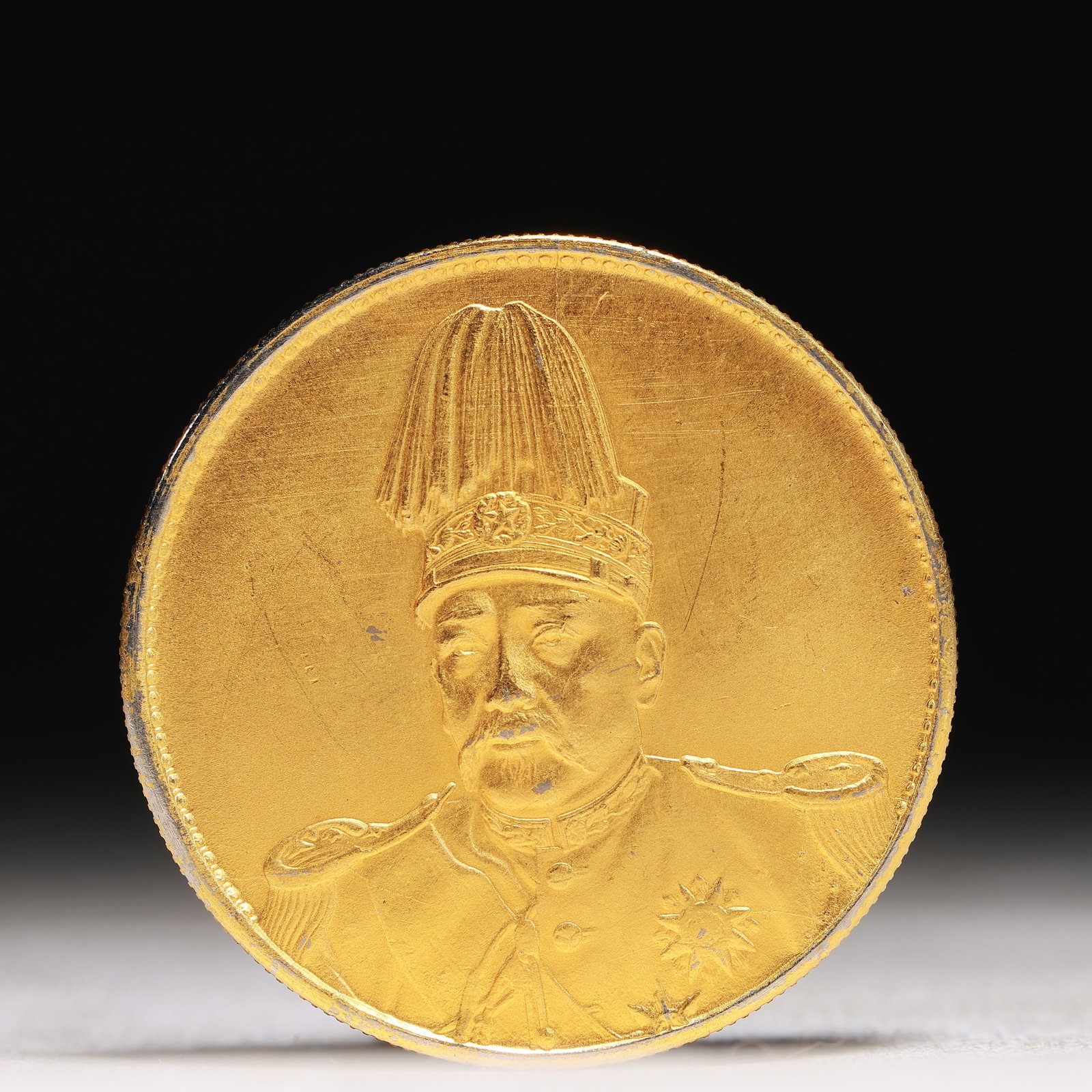 An Exquisite Sterling silver-Gilt gold Coin: An Exquisite Sterling silver-Gilt gold Coin,the Republic of China, China, Size:1.5in Weight:37.5g 纯银鎏金硬币