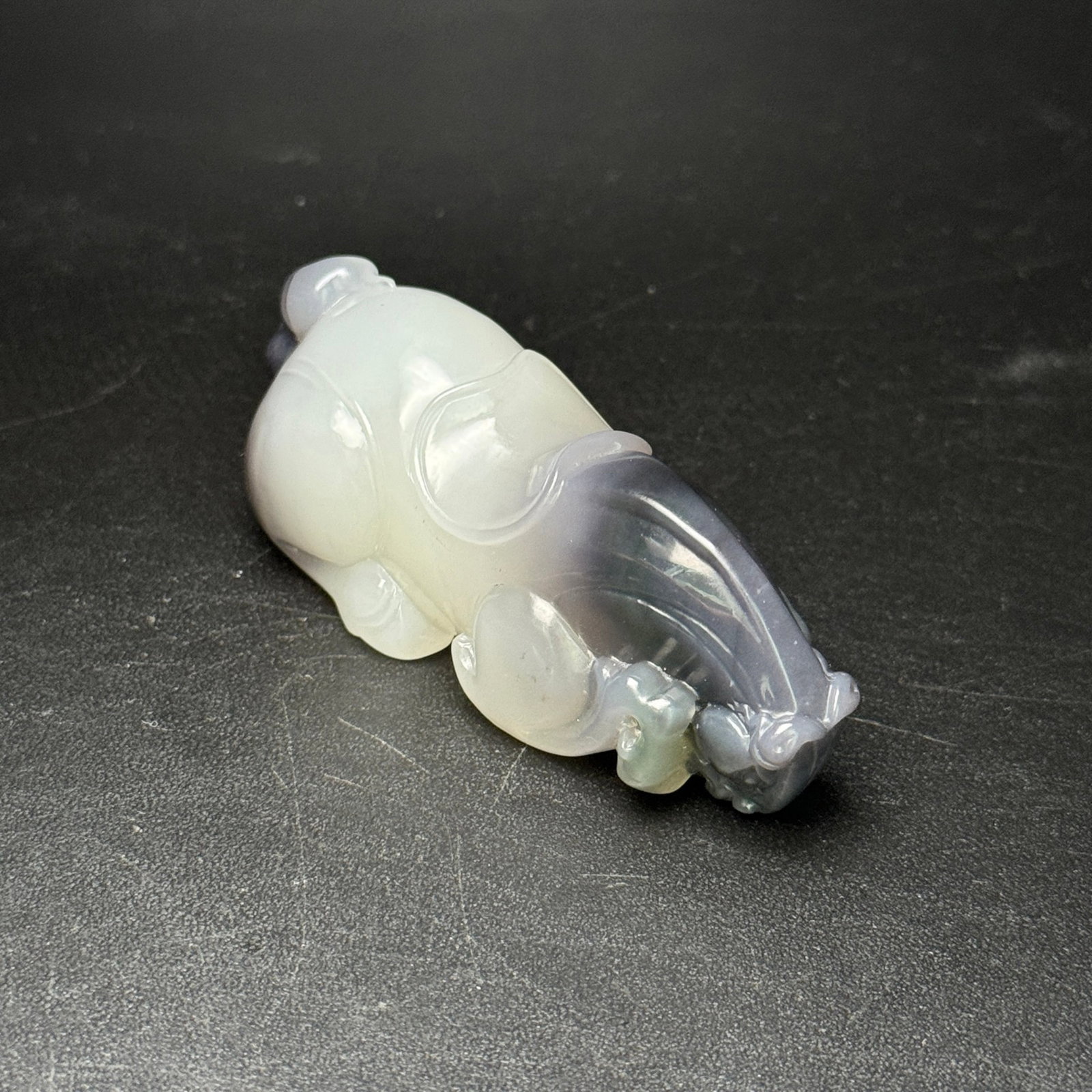 An Exquisite White Jade Horse Ornament: An Exquisite White Jade Horse Ornament,Qing Dynasty,China,Size:3.1inx1.2inx1.1in,Weight:95g 白玉骏马摆件,中国清代