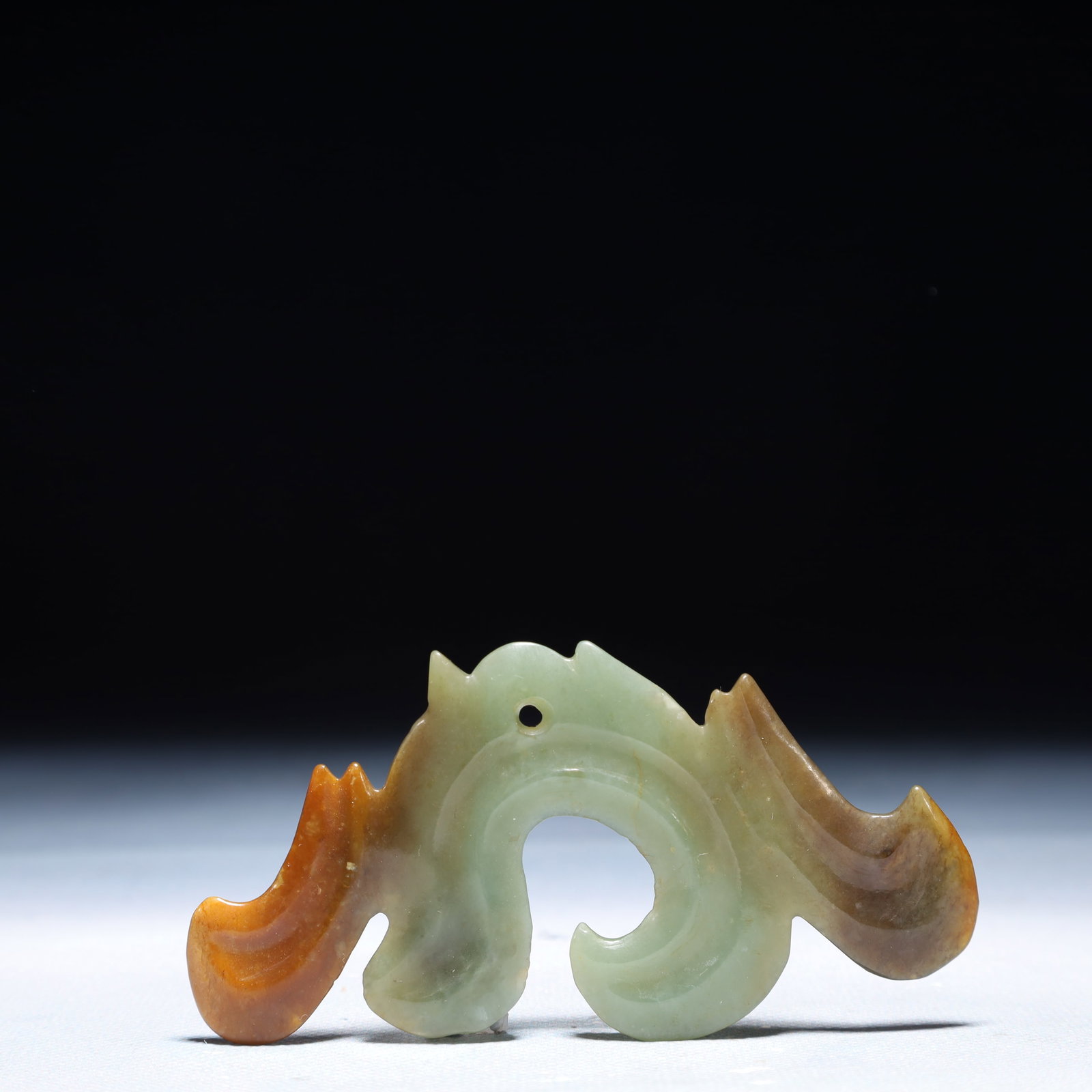 An Archaic Hongshan Culture Greenish Jade Pendant: An Archaic Hongshan Culture Greenish Jade Pendant,Ancient Time,China,Size:3.9inx1.9in,Weight:28g 红山文化青白玉挂件,中国新௾