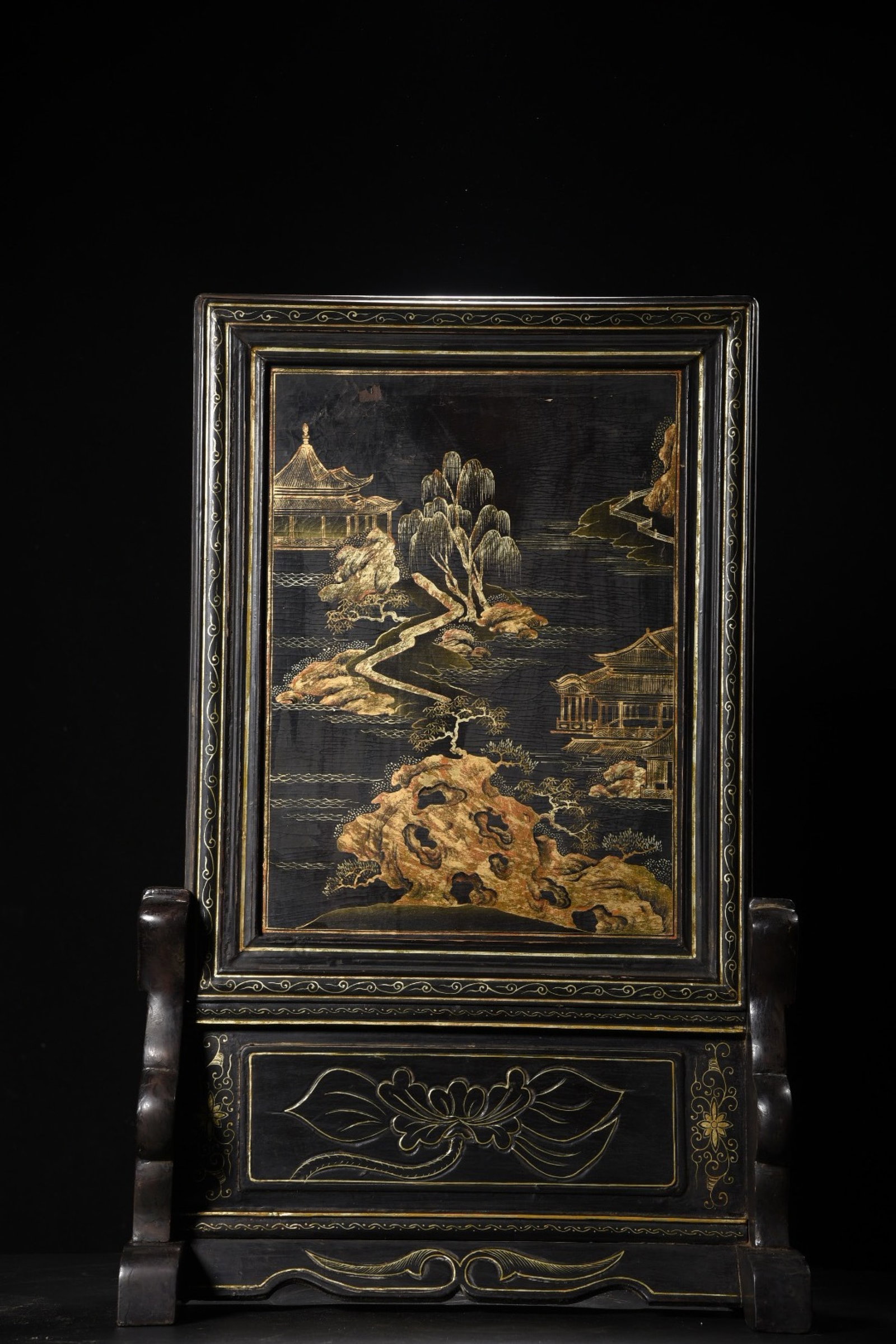 An Exquisite Carved Lacquer Painted Gold Landscape Pattern Table Screen (1 of 9)