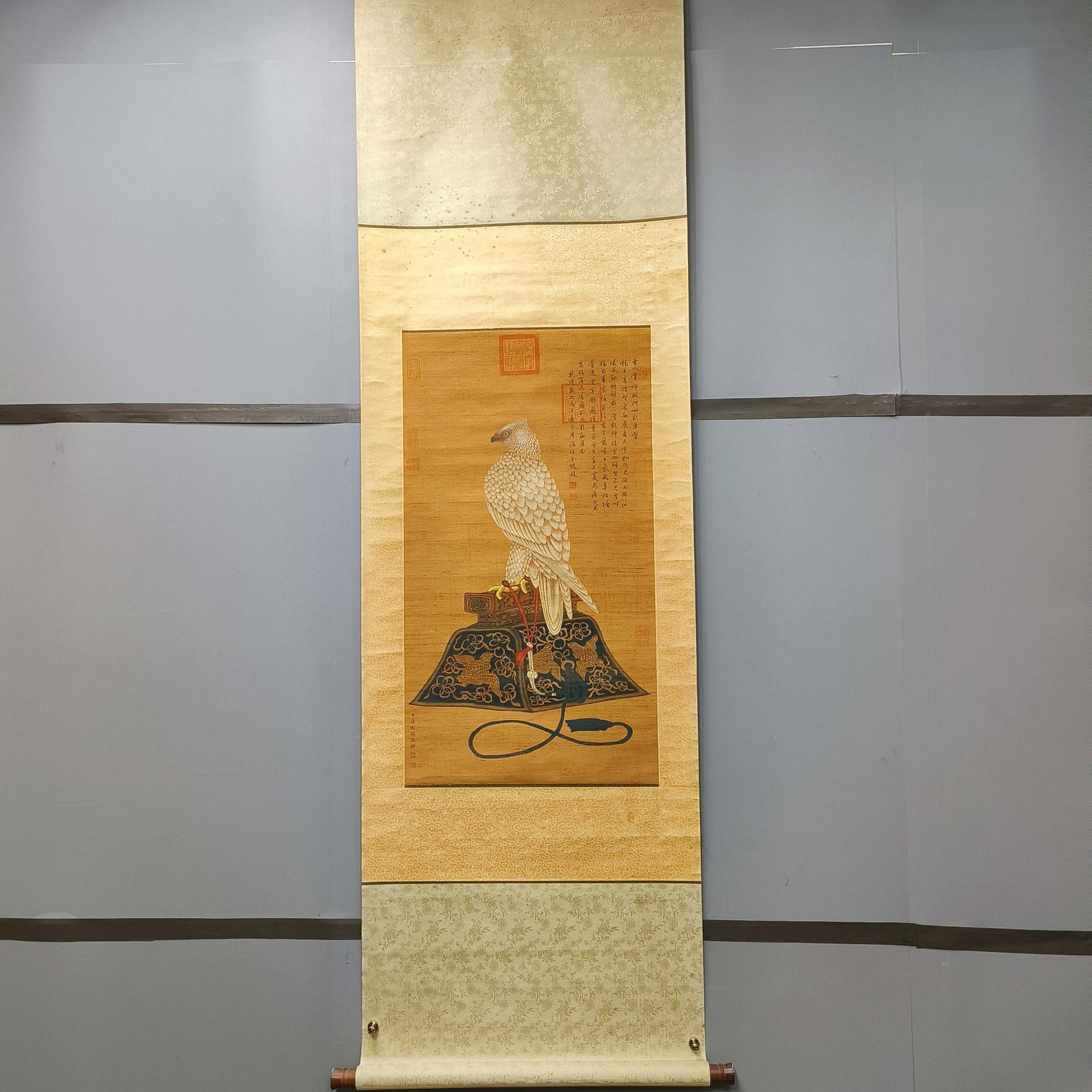 A Chinese Vertical Scroll Ink Painting of Eagle on Paper: A Chinese Vertical Scroll Ink Painting of Eagle on Paper,Jiang Tingxi,Size:35inx19.3in 一幅中国水墨鹰画立轴,蒋廷锡