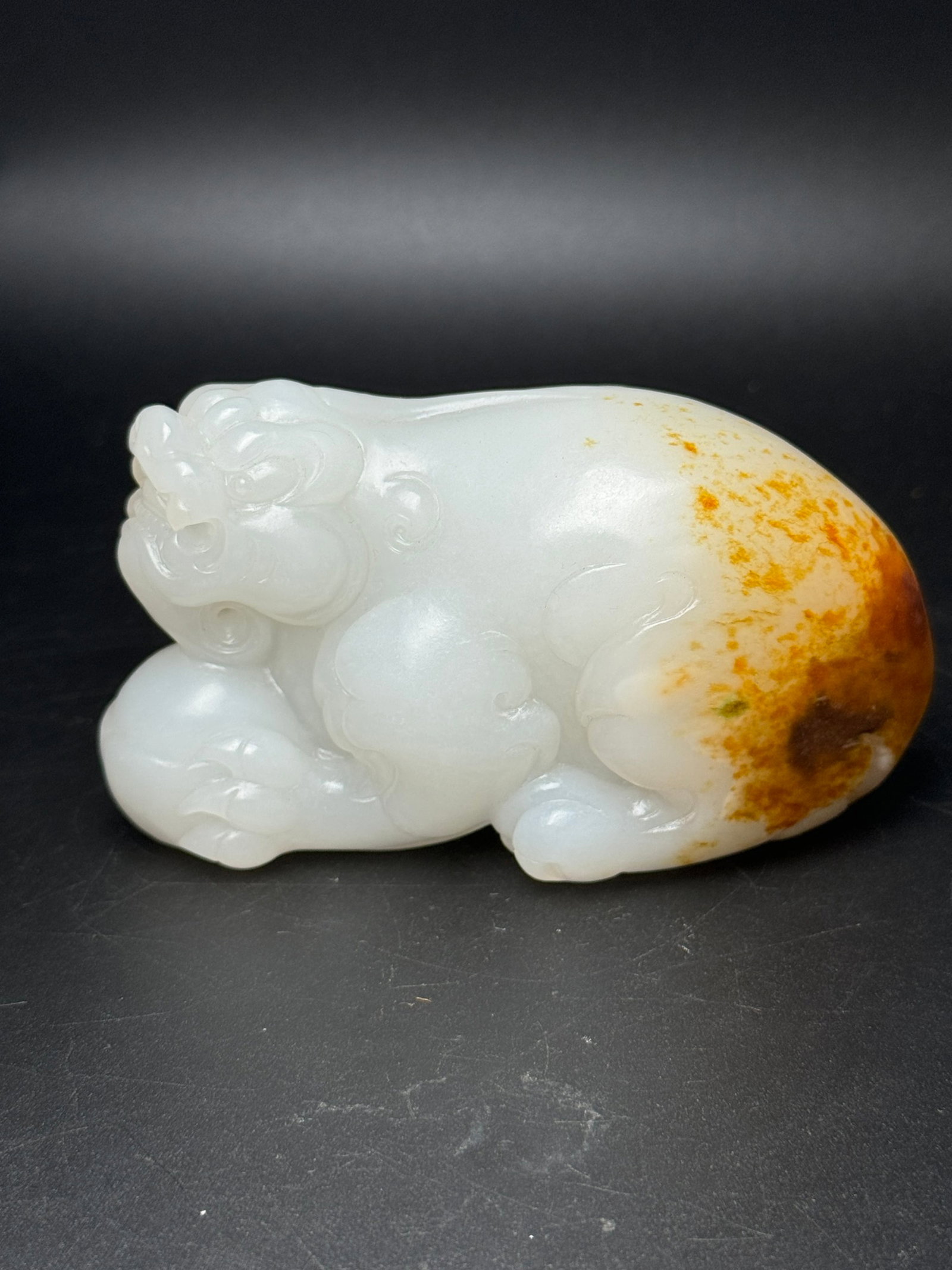 An Exquisite White Jade Wealth-Attracting Creature Ornament (1 of 7)