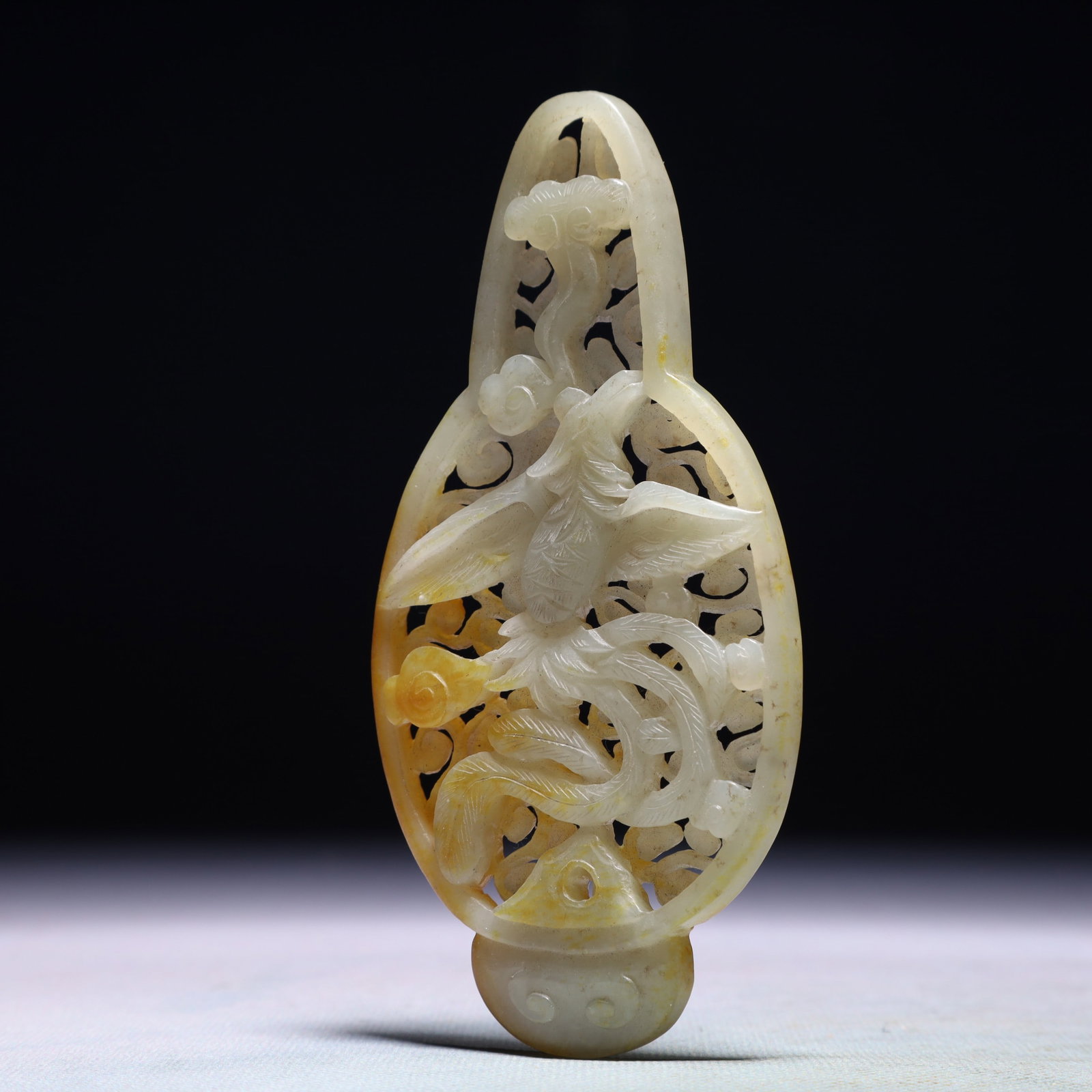 An Exquisite White Jade Auspicious Cloud and Phoenix Pattern Pendant - 2