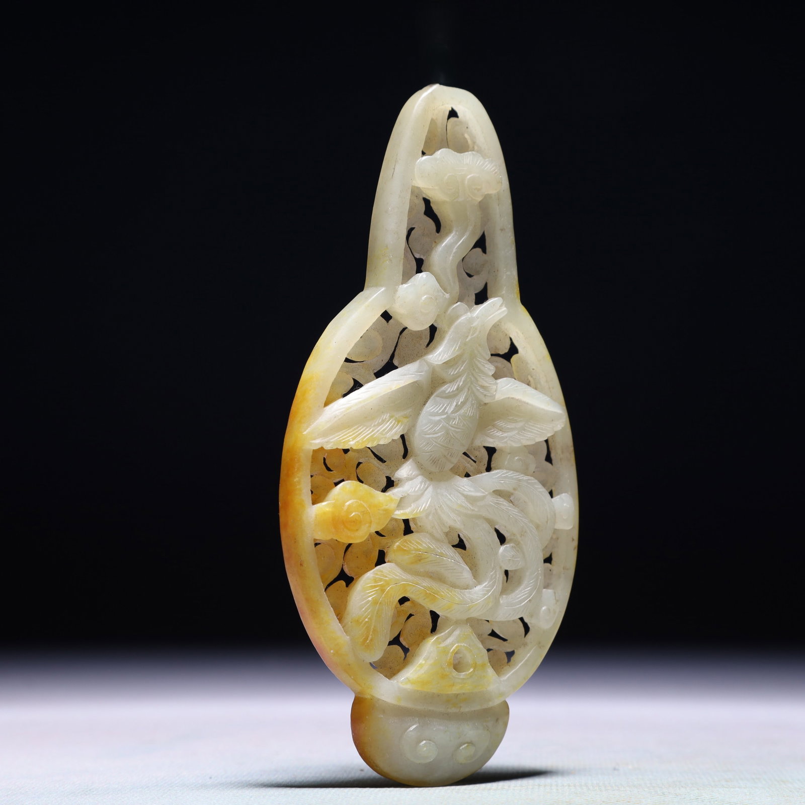 An Exquisite White Jade Auspicious Cloud and Phoenix Pattern Pendant - 3