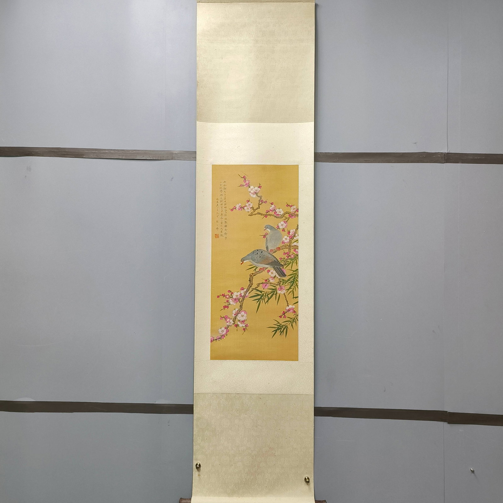 A Chinese Vertical Scroll Ink Painting of Flower and Bird on Silk: A Chinese Vertical Scroll Ink Painting of Flower and Bird on Silk,Chen Zhifo,Size:13.4inx29.9in 一幅中国水墨绢本花鸟画立轴
