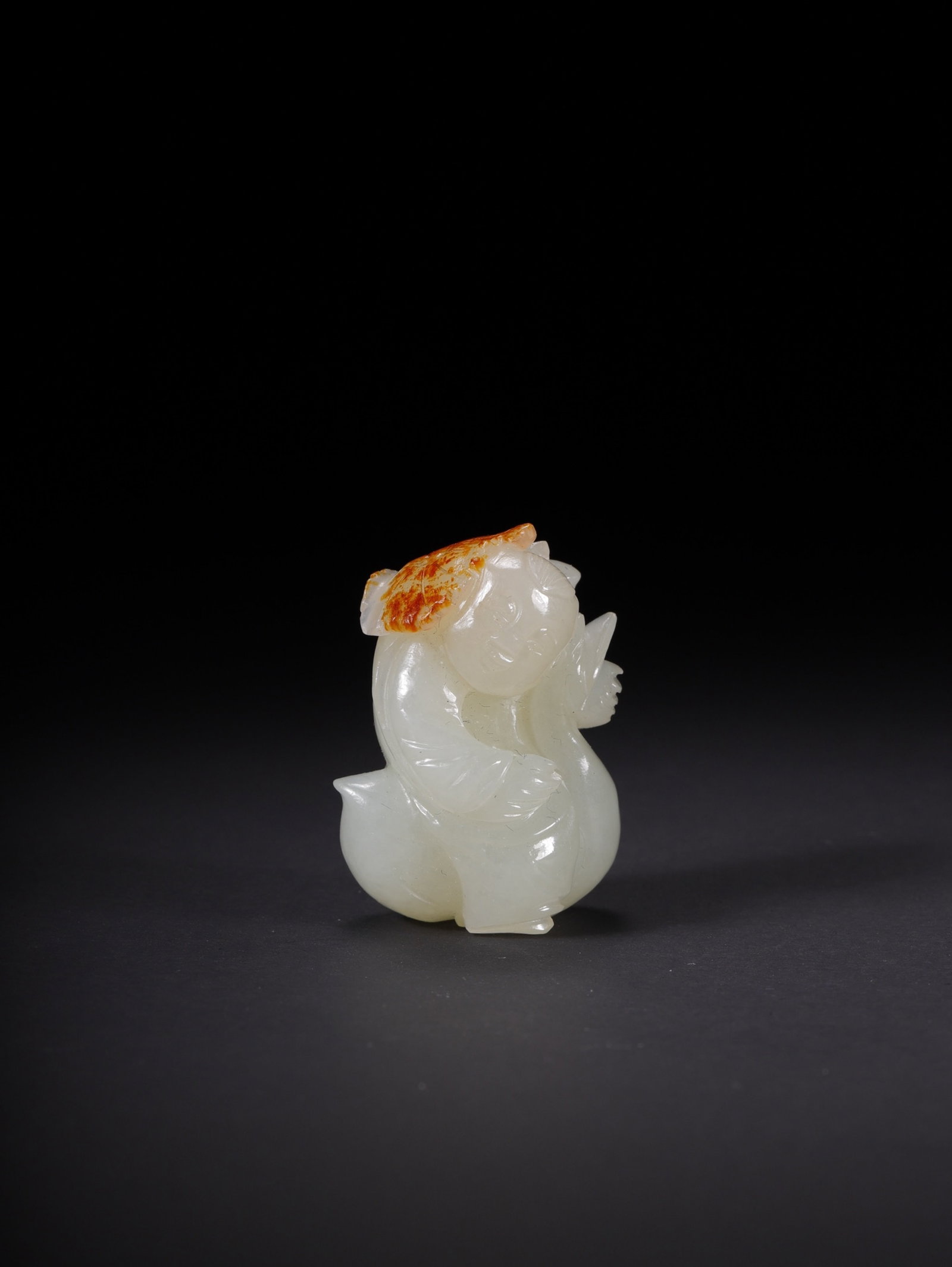 An Exquisite White Jade Figure Ornament: An Exquisite White Jade Figure Ornament,Qing Dynasty,China,Size:1.3inx0.9inx0.8in,Weight:19g 白玉人物摆件,中国清代