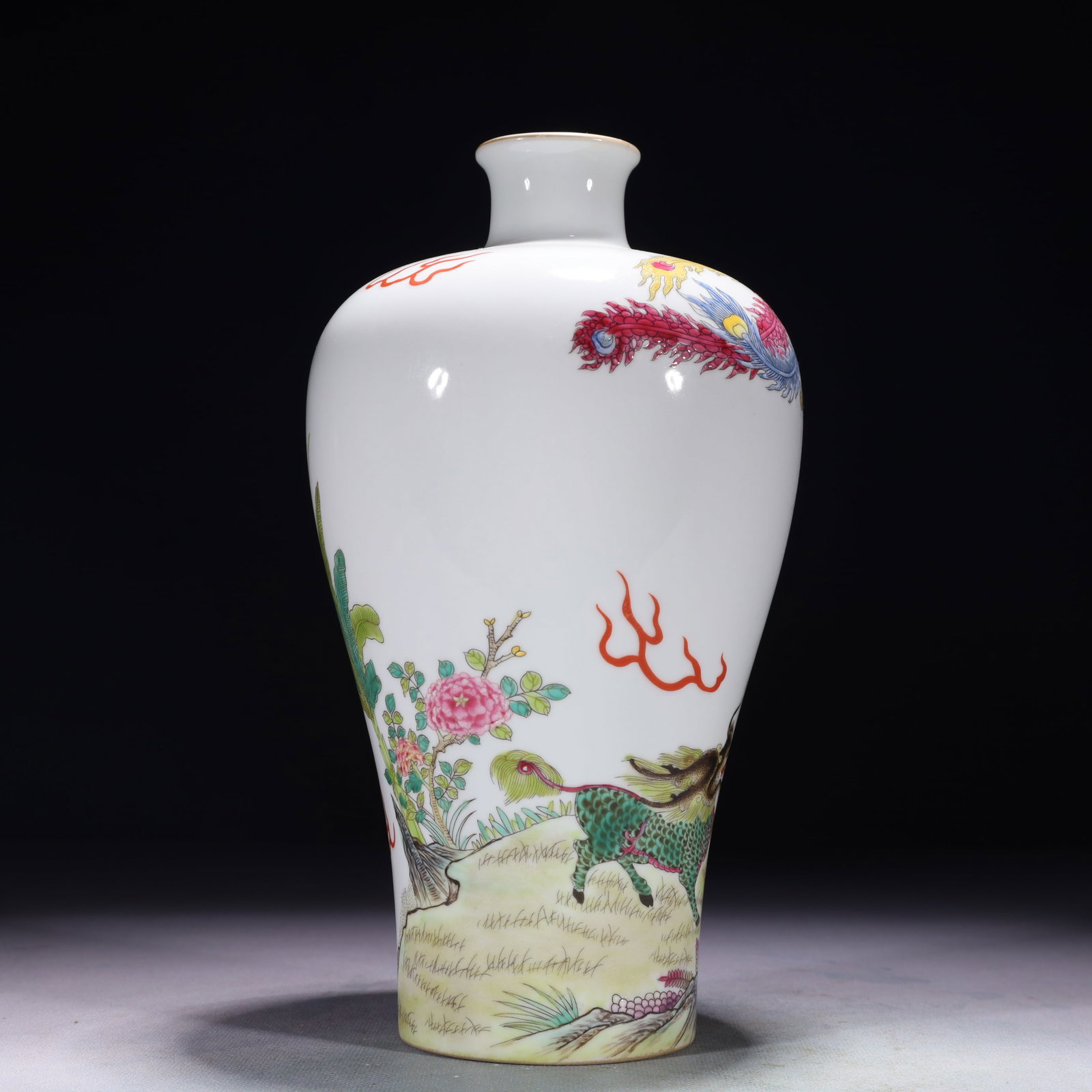 An Exquisite Famille-Rose Flower and Kylin Pattern Vase,with poem: An Exquisite Famille-Rose Flower and Kylin Pattern Vase,with poem,Qing Dynasty,China,Yongzheng Four-character Mark,Size:5.1inx9.8in,Weight:1600g