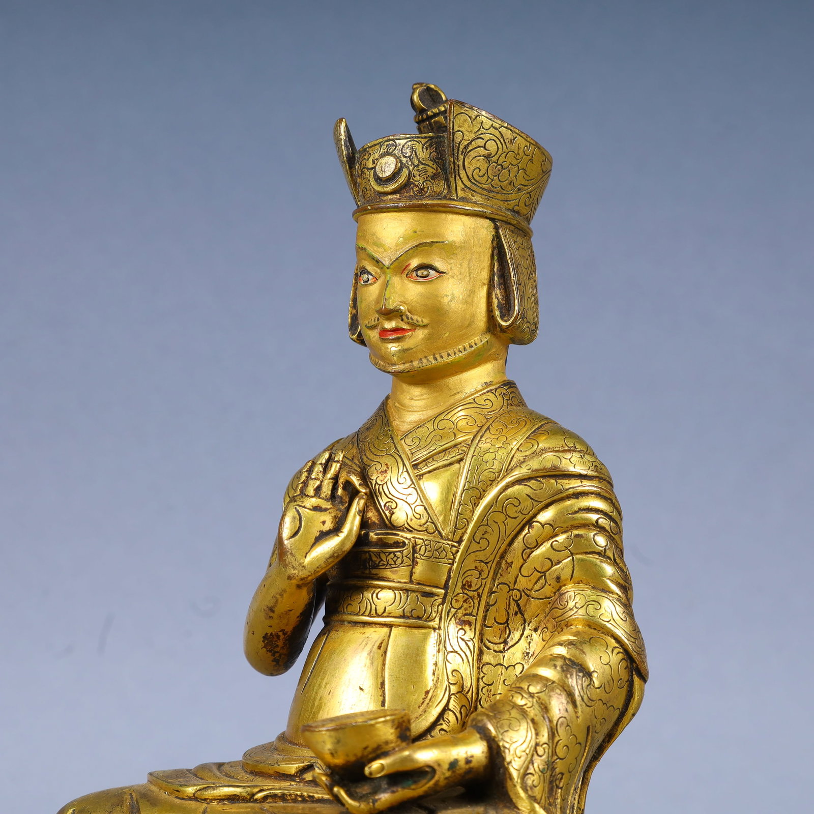 A Solemn Gilt Bronze Buddha Statue - 5