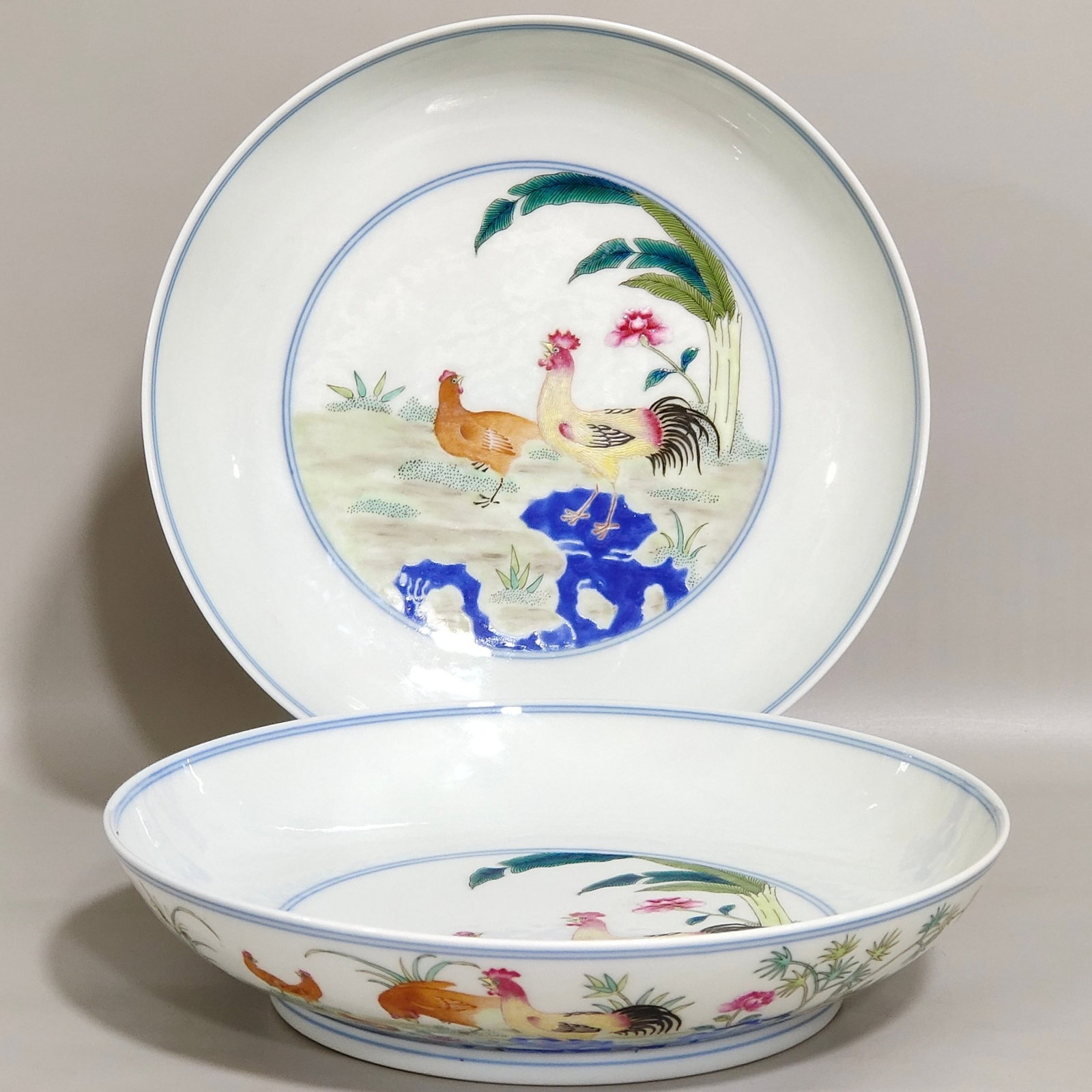 A Pair of Exquisite Famille-Rose Flower and Rooster Pattern Plates (1 of 9)