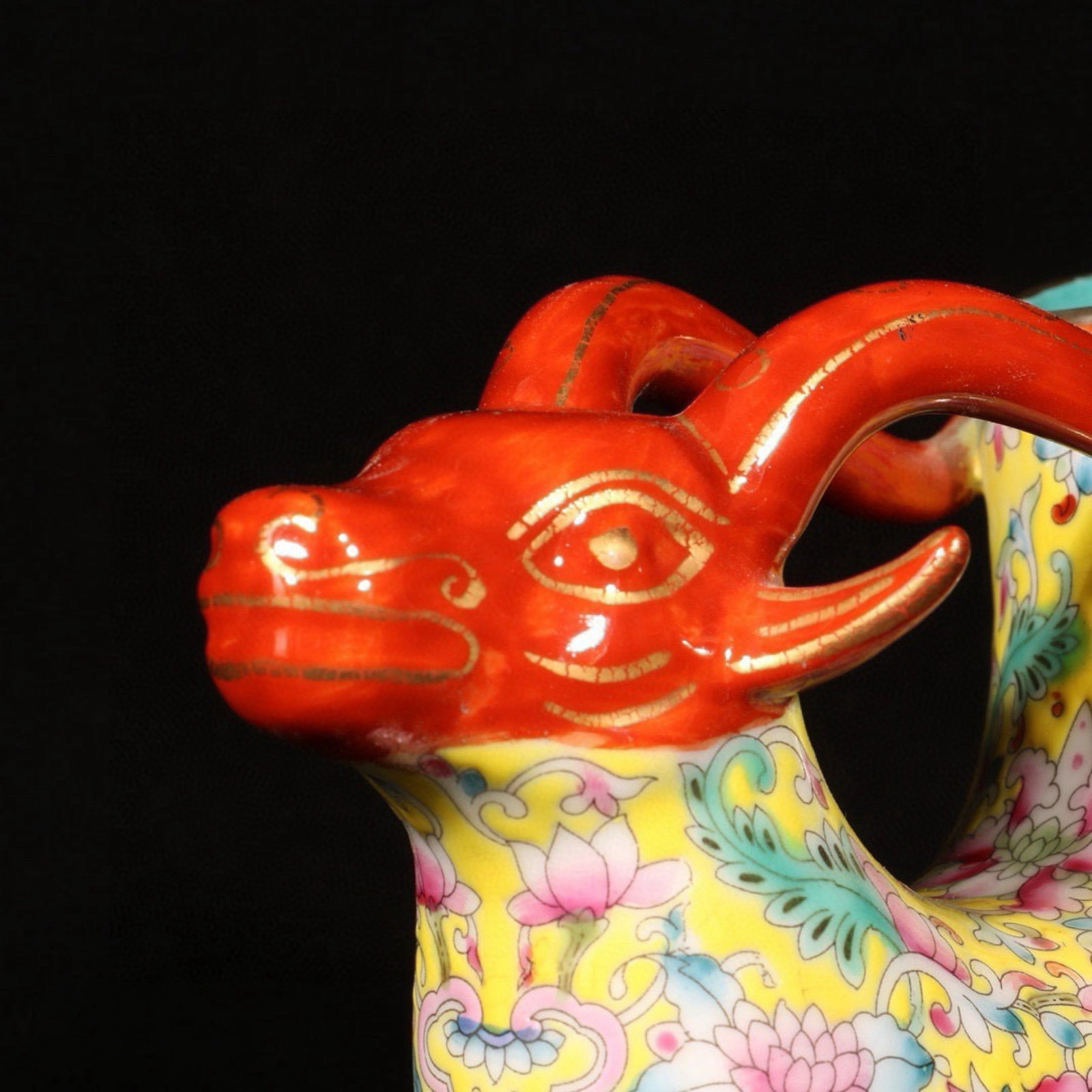 An Exquisite Enamel Flower Pattern Buffalo Cup - 3