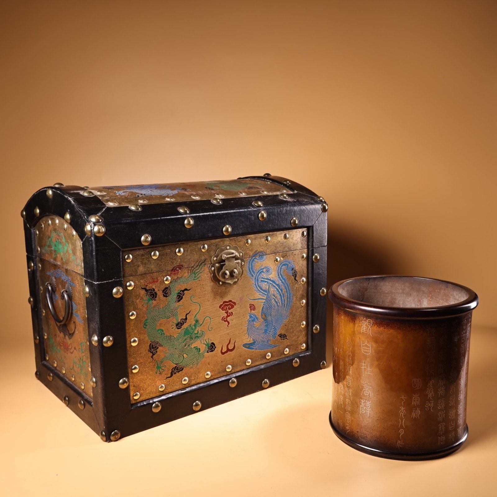 An Exquisite Bronze Inlaid Silver Brush Pot,With Inscription: An Exquisite Bronze Inlaid Silver Brush Pot,With Inscription,Qing Dynasty,China,Size:6.7inx6.7in,Weight:4700g 铜嵌银笔筒,带铭文,中国清