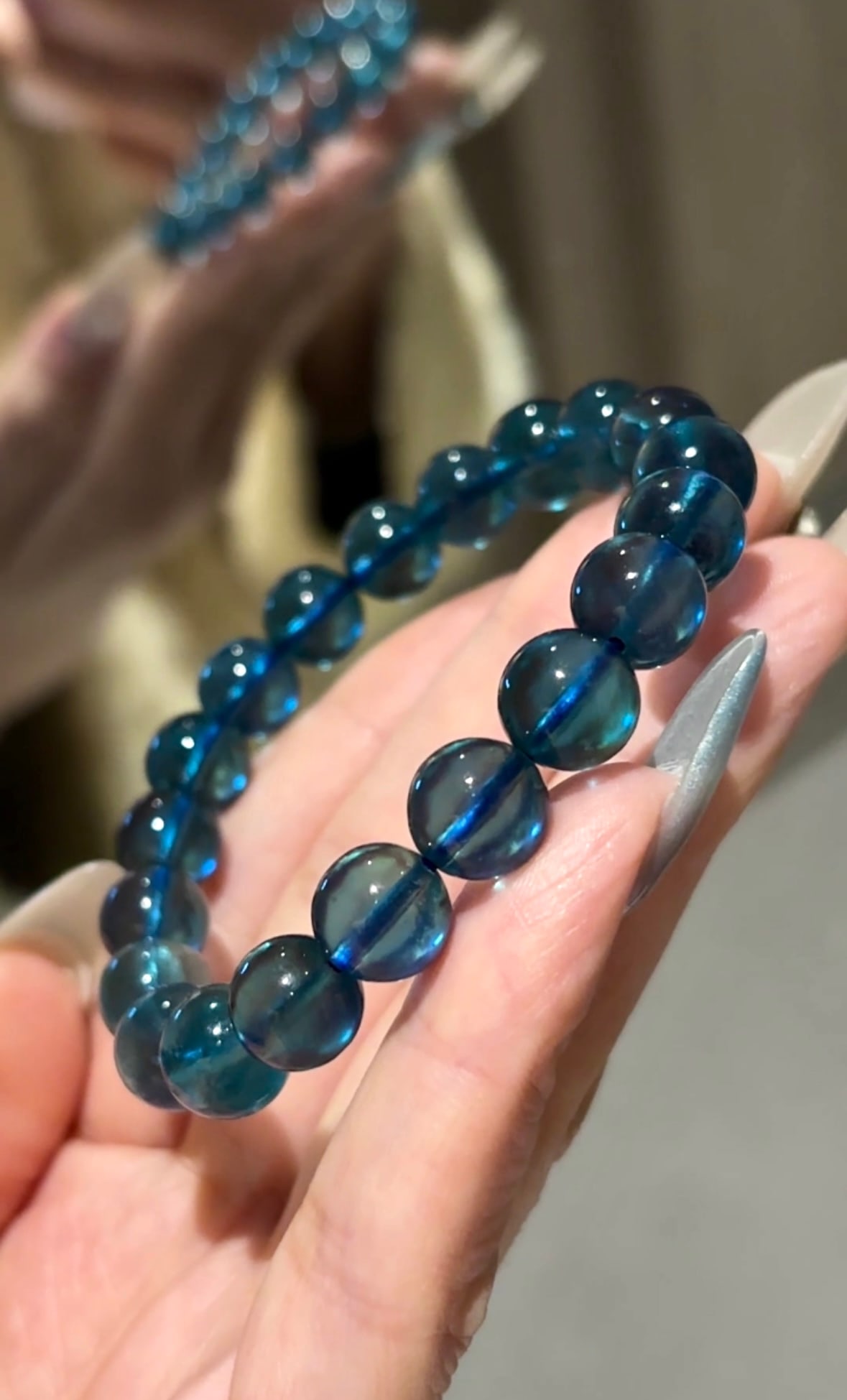 An Exquisite Aquamarine Bracelet: An Exquisite Aquamarine Bracelet,Size:0.4in,Weight:24.9g 海蓝宝手串